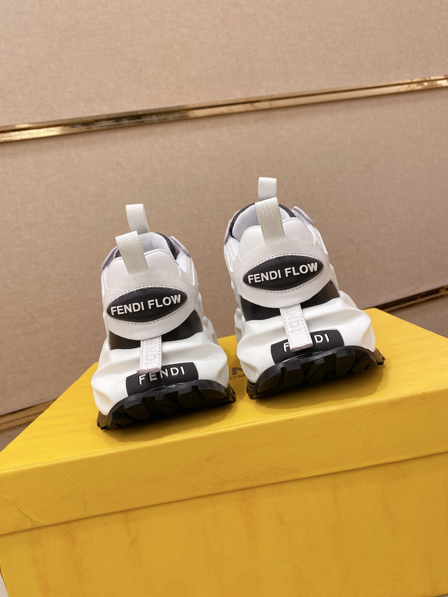 Fendi Flow Chunky Sneakers Black/White