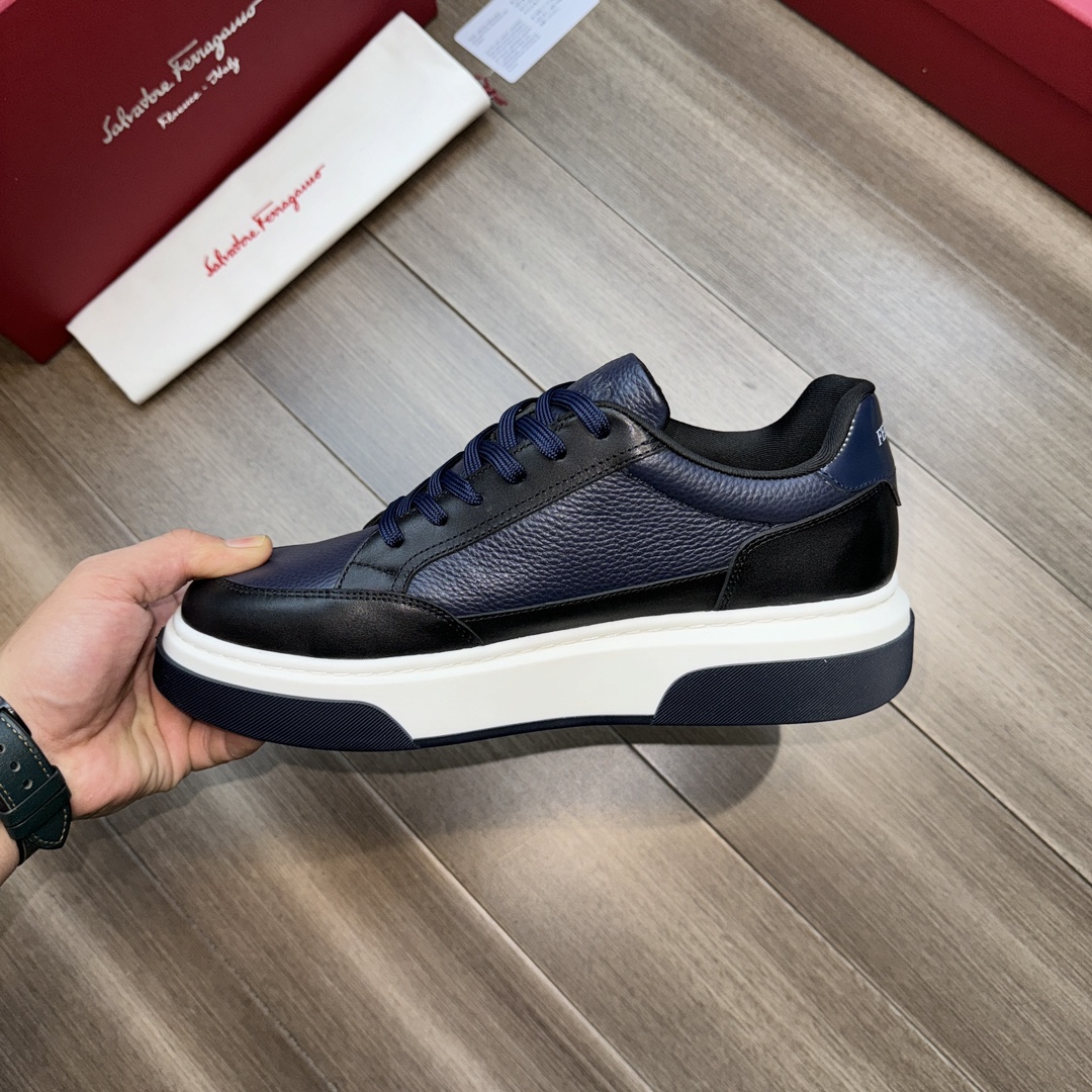 Ferragamo Logo Stitch Low-Top Sneakers Navy/Black