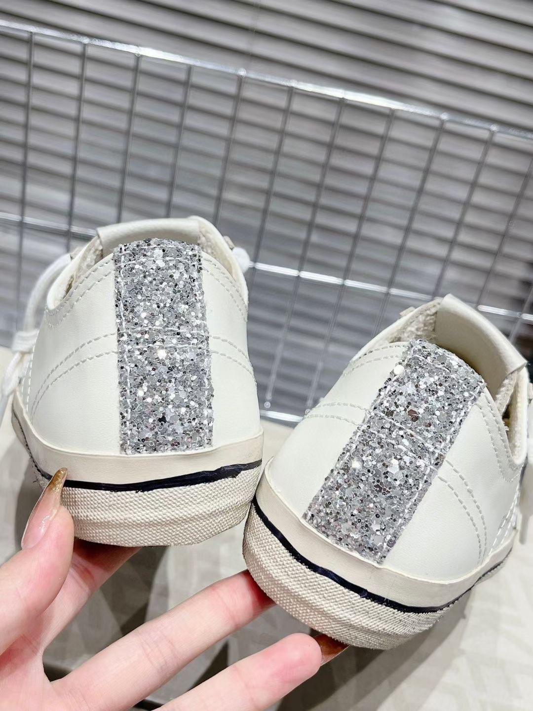 Golden Goose VSTAR2 Sneakers White/Gold
