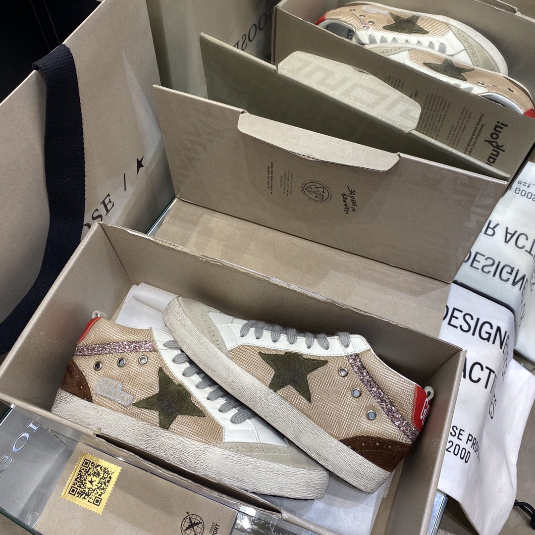 Golden Goose Superstar Mid Top Sneakers Beige/Red
