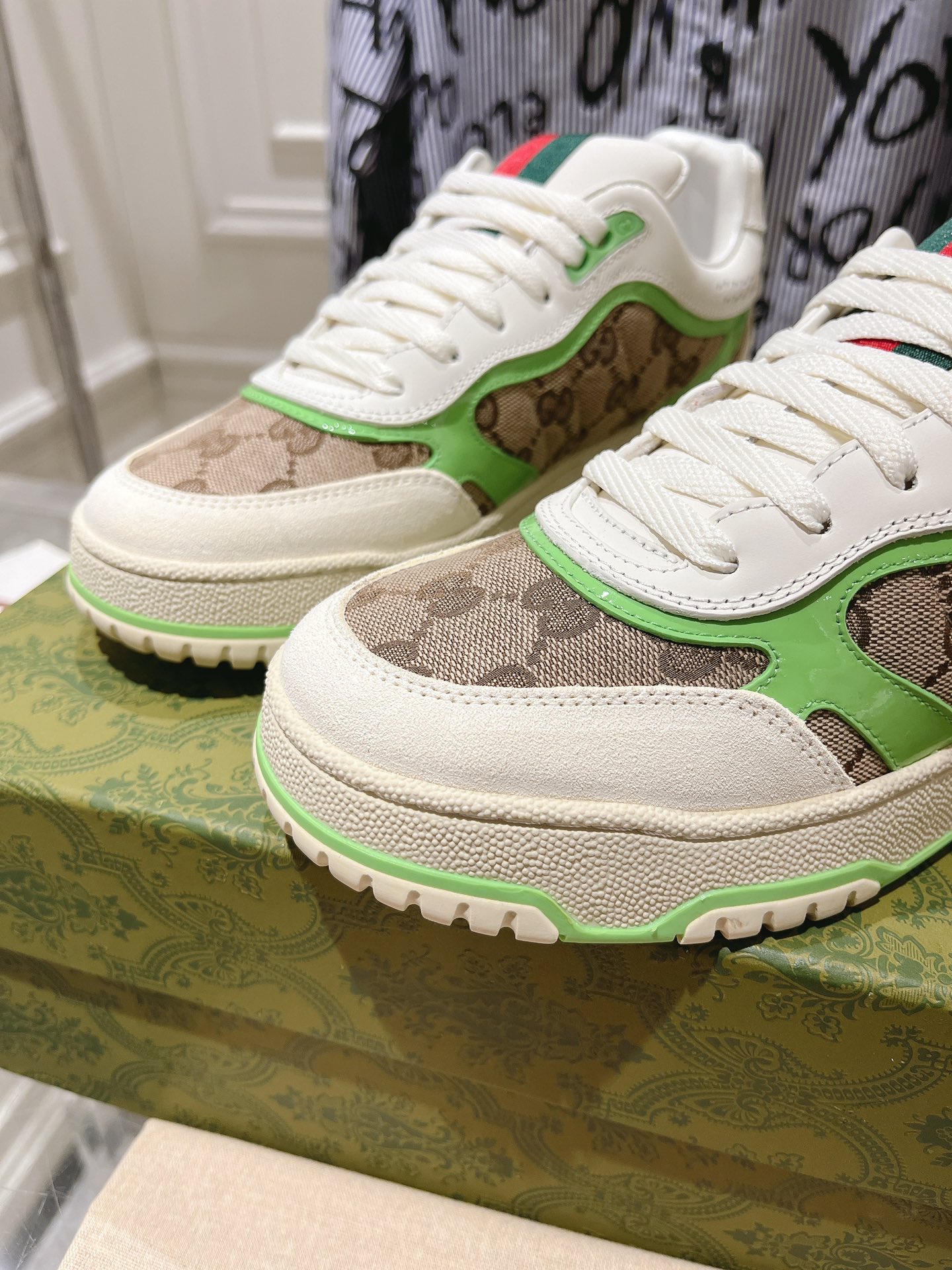 Gucci Retro GG Sneakers Green