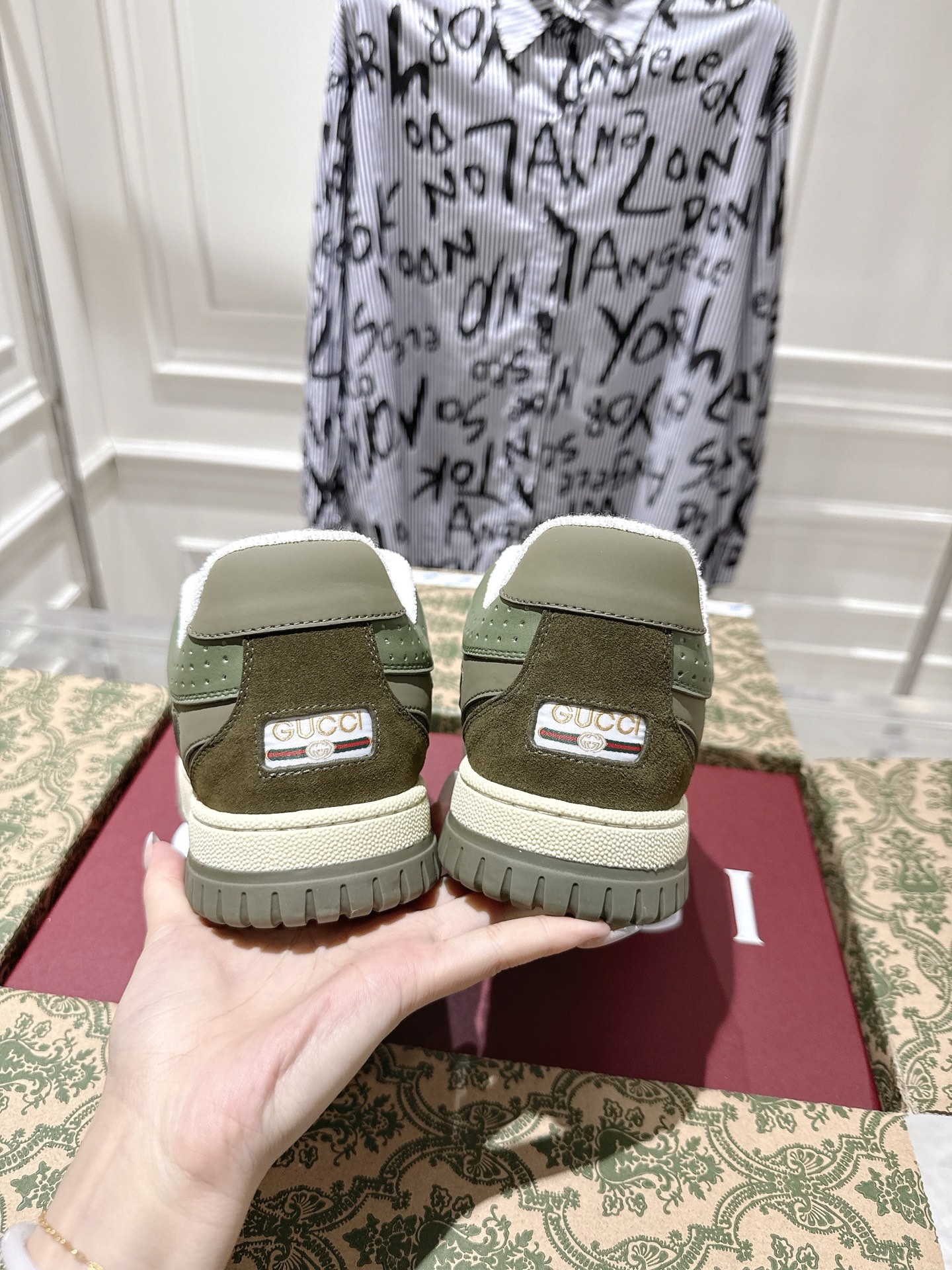 Gucci Vintage GG Low-Top Sneakers Green