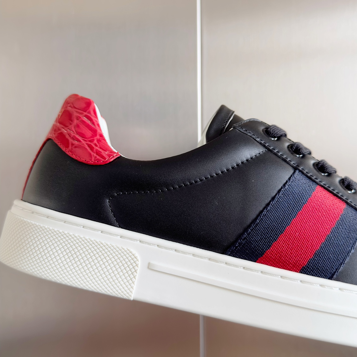 Gucci Ace Leather Sneakers Black/Red