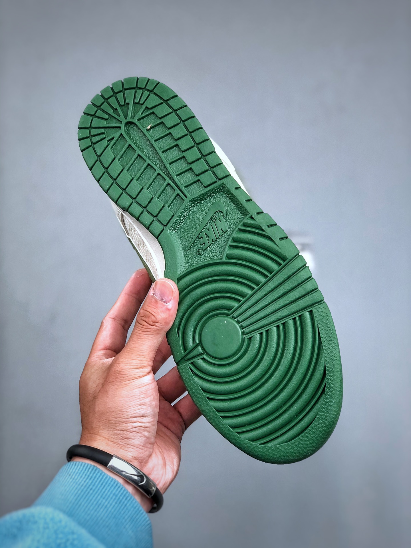 Nike Dunk Low Canvas Sneaker Off-White/Green