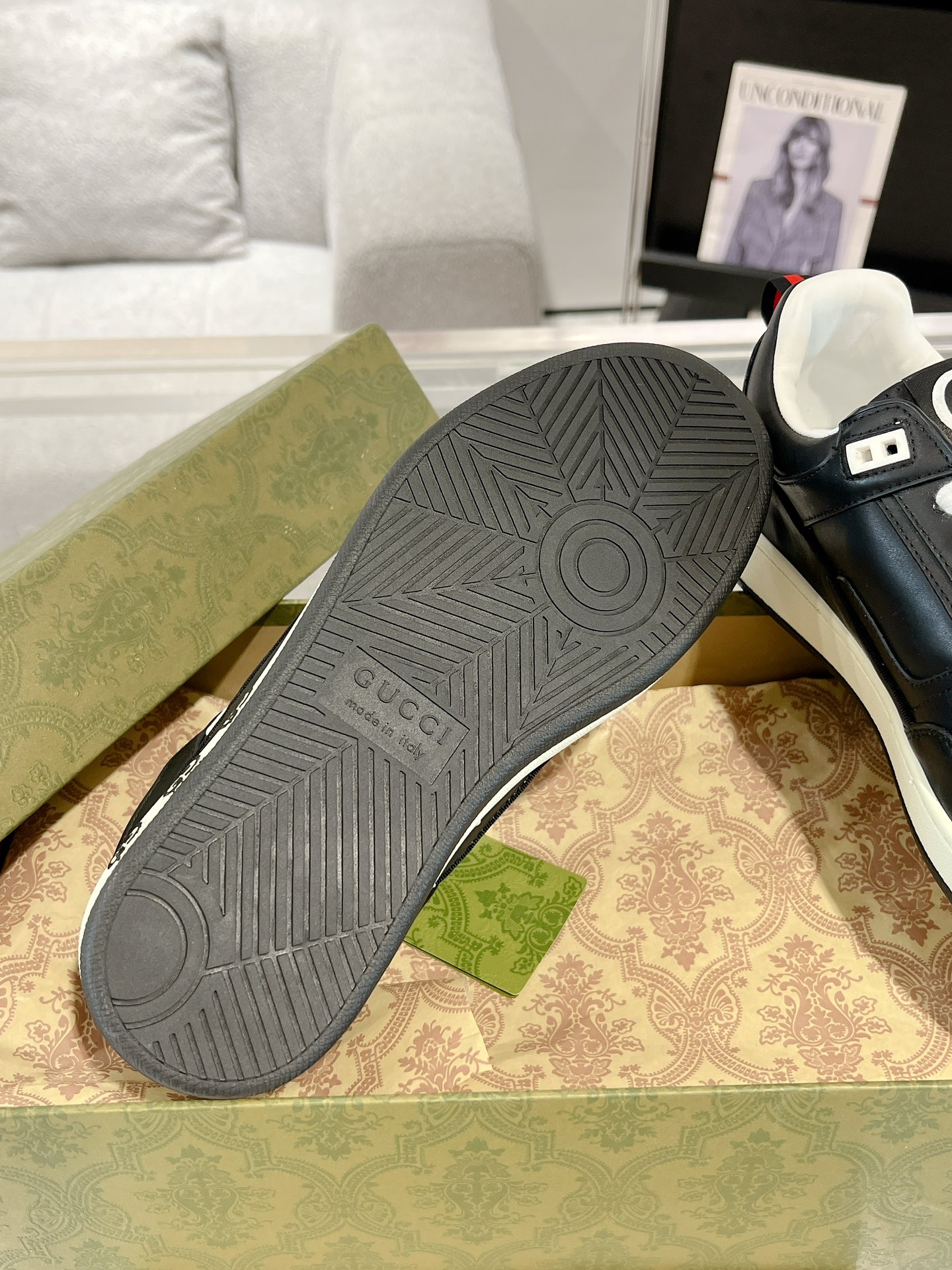 Gucci GG Logo Leather Sneakers Black