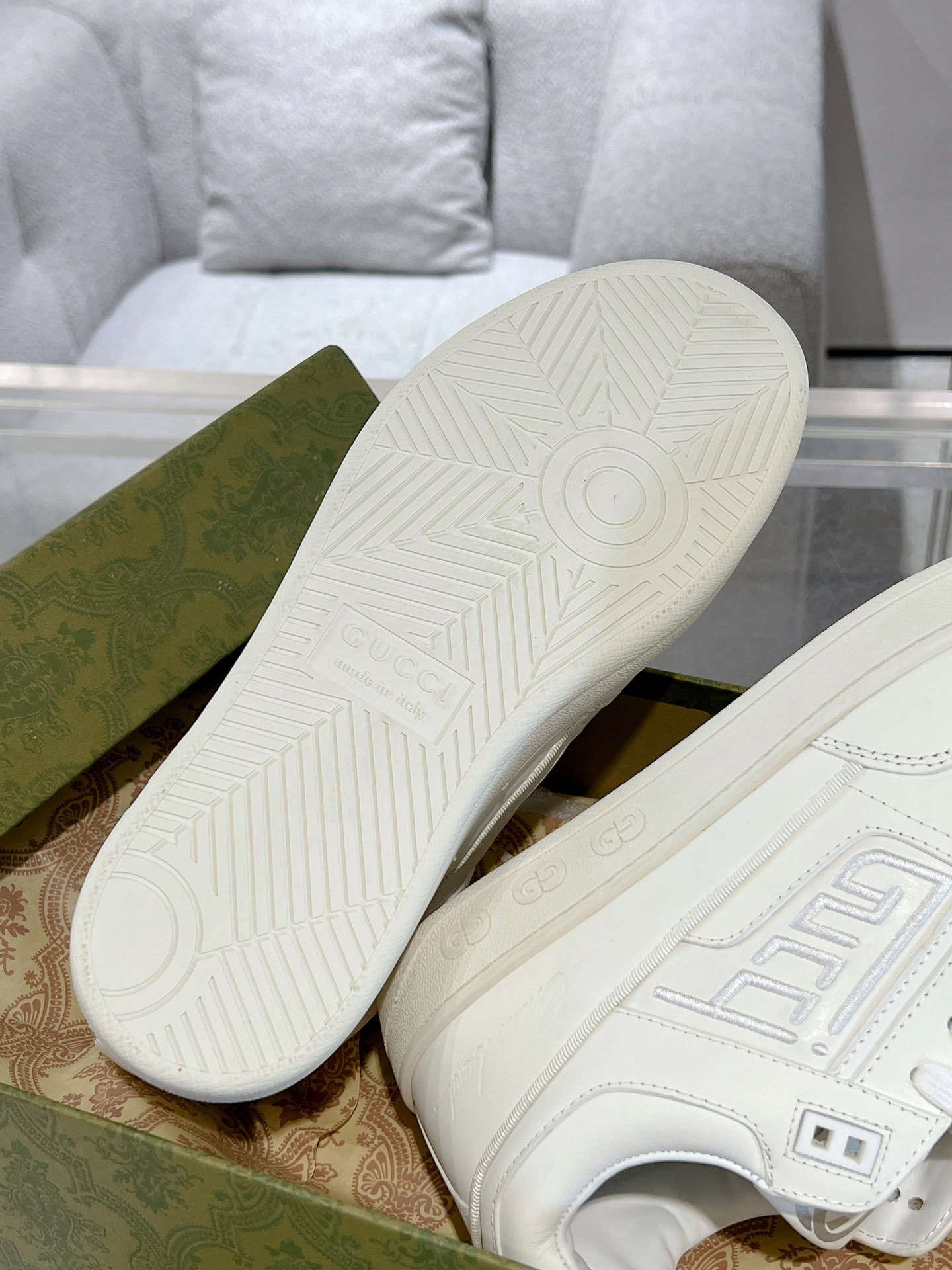 Gucci Retro GG Leather Sneakers White