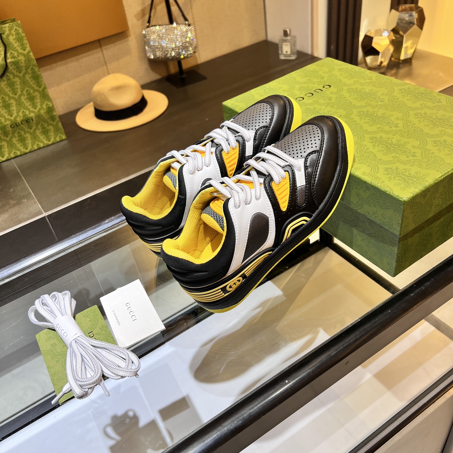 Gucci 2022 Low-Top Couple Sneakers Black/White/Yellow