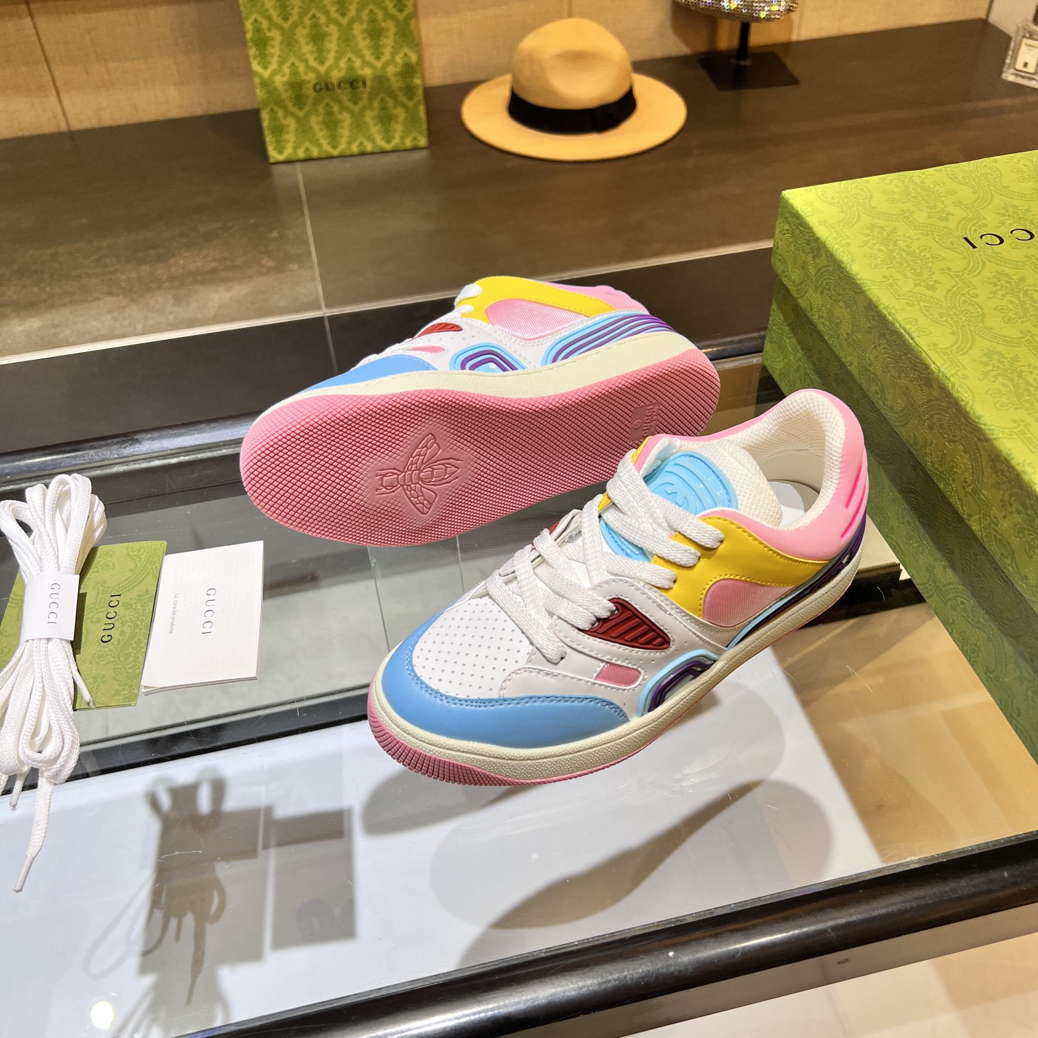 Gucci Low-Top Sneakers Multicolor