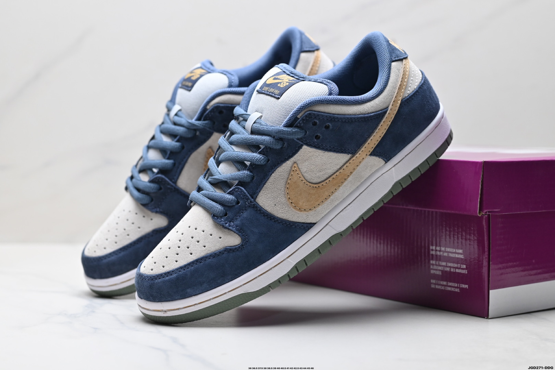 Nike SB Dunk Low Pro Suede Navy