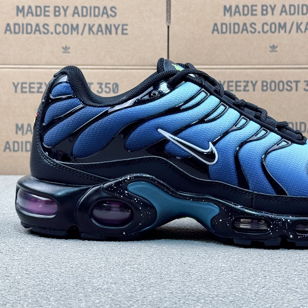 Nike Air Max Plus Drift TN Air Cushion Sneakers Blue/Black