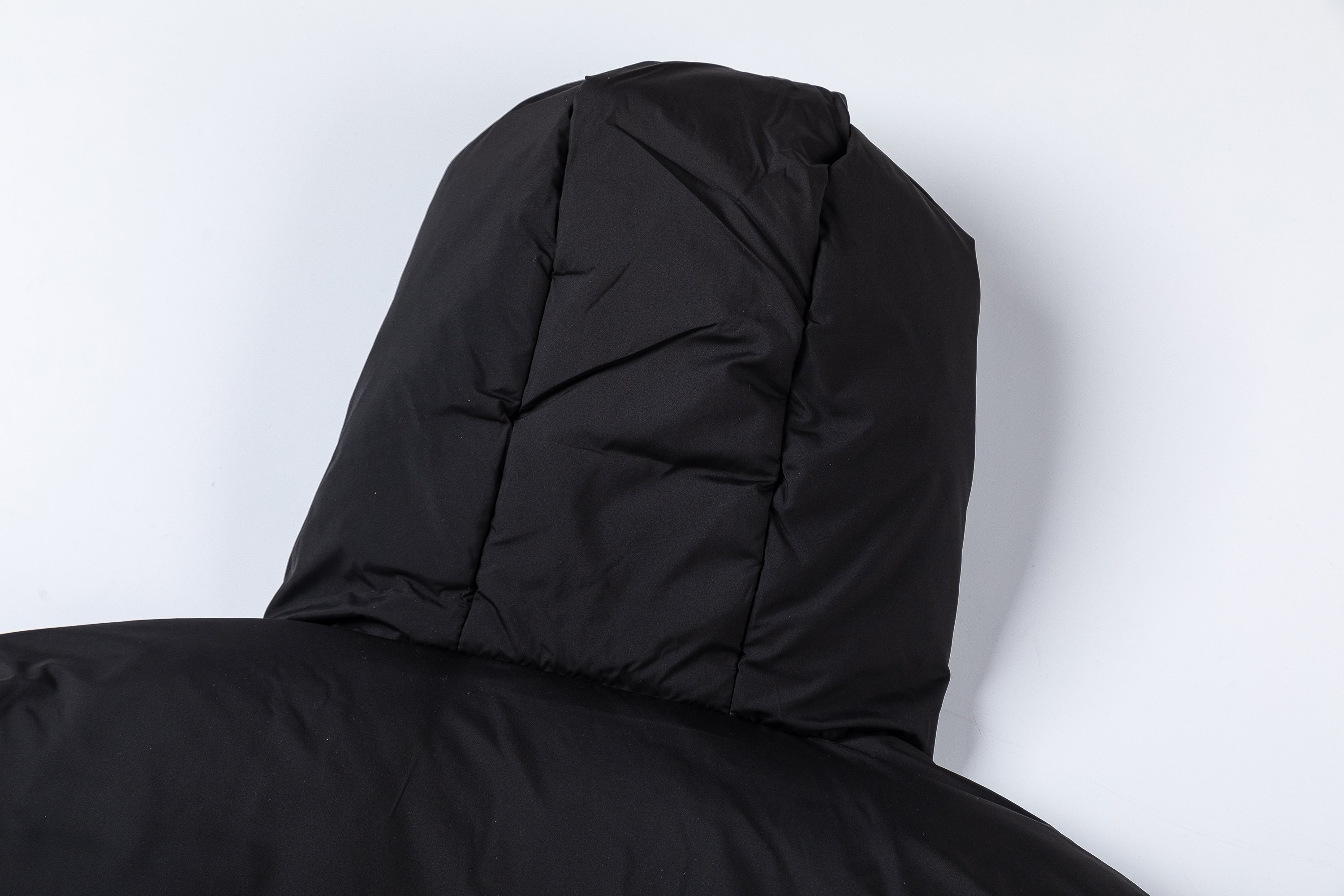 Nike Hooded 90% Down Puffer Jacket Black