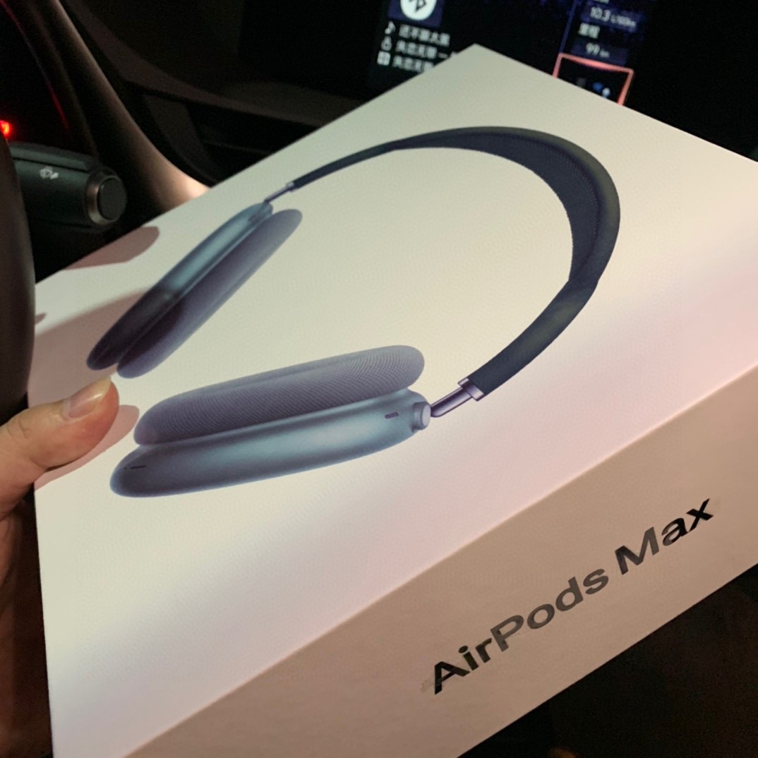 Apple AirPods Max Wireless Headphones Multicolor