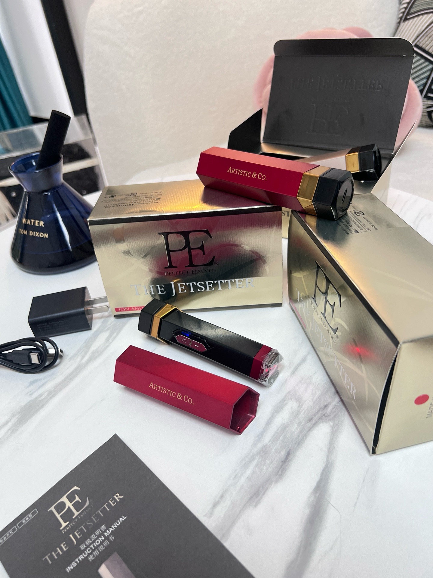 Artistic&Co Jetsetter Red