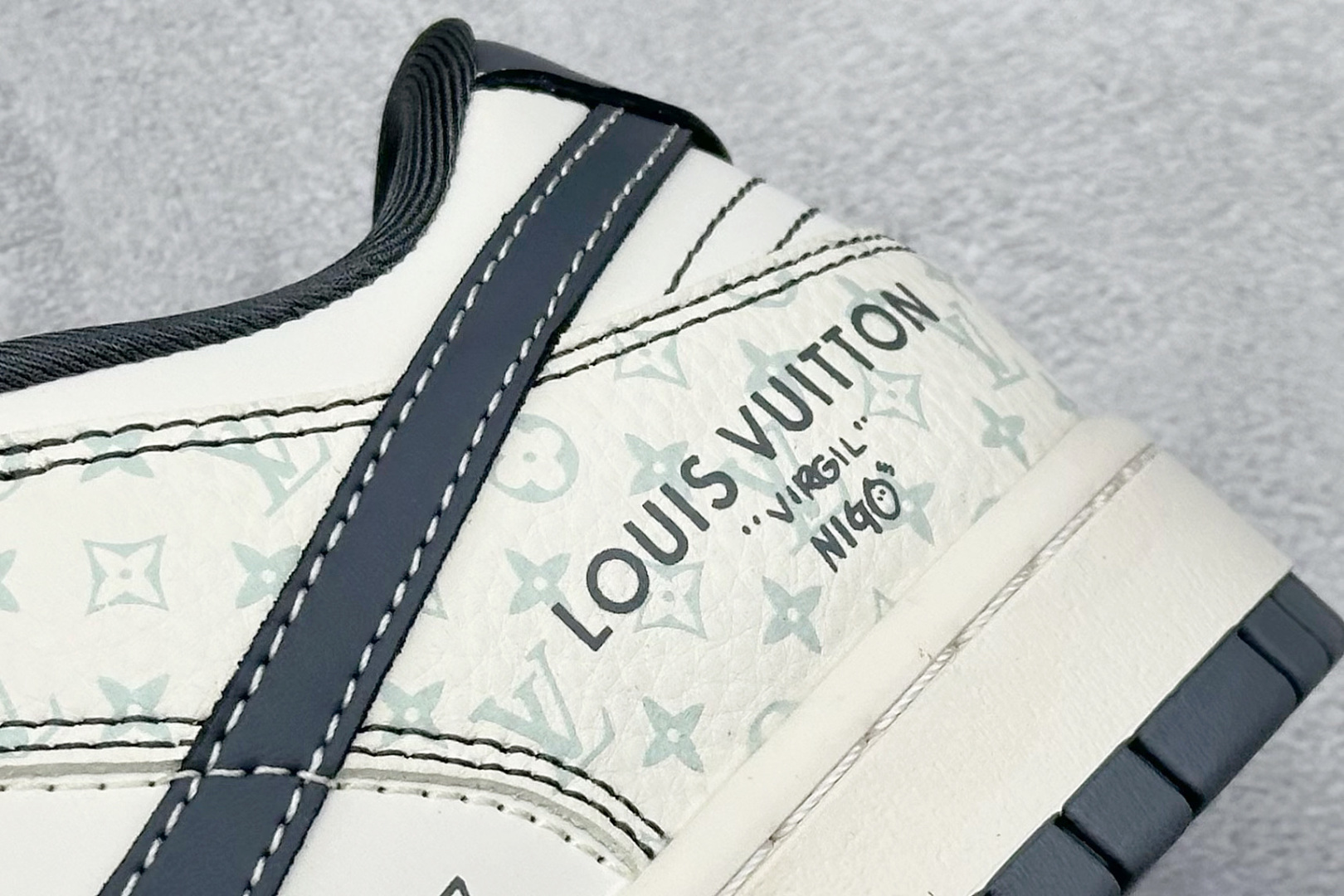 Nike SB Dunk LV Low Grey