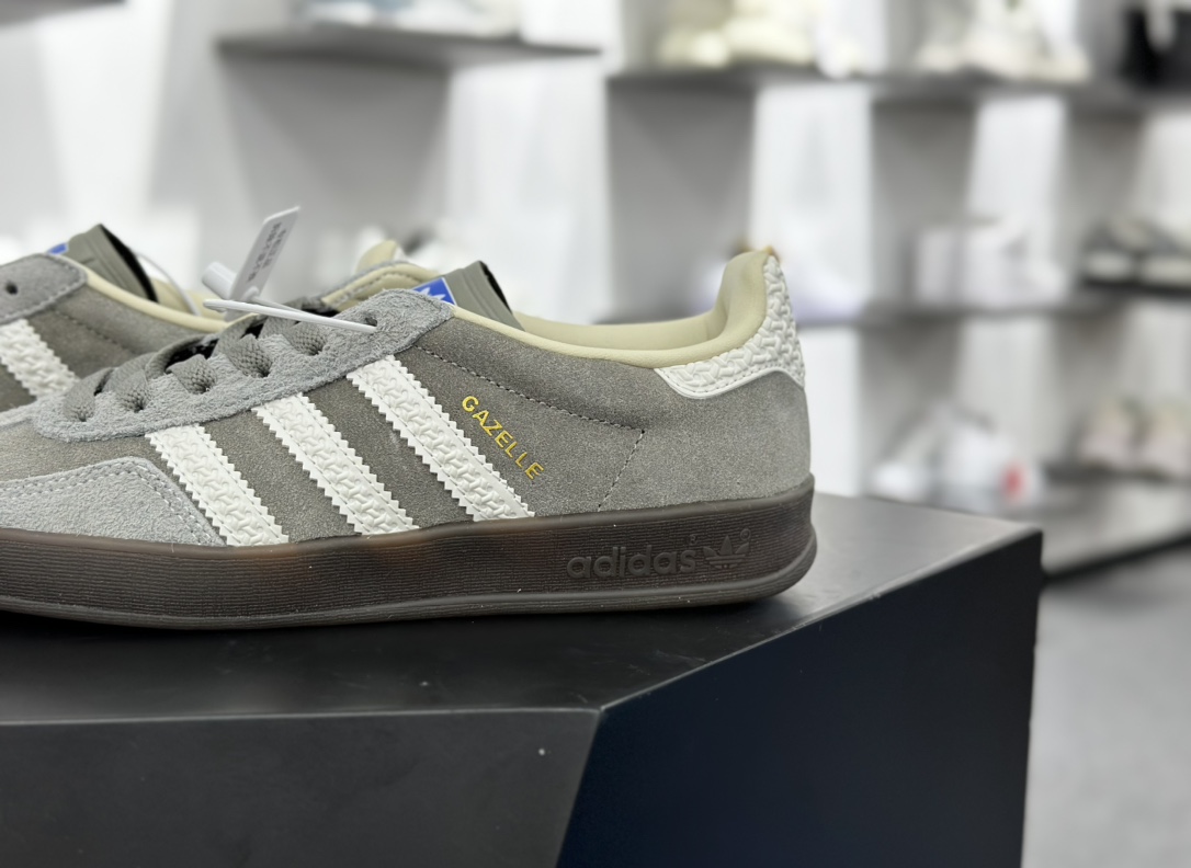 Adidas Gazelle Suede Trainers Grey