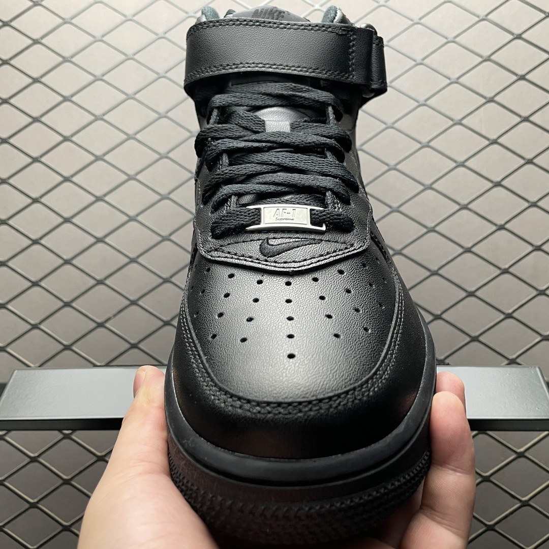 Nike Air Force 1 Mid x Supreme Sneakers Black