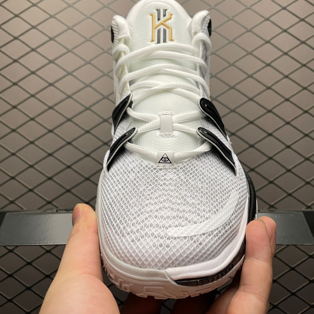 Nike Kyrie 7 Zoom Turbo White Gold