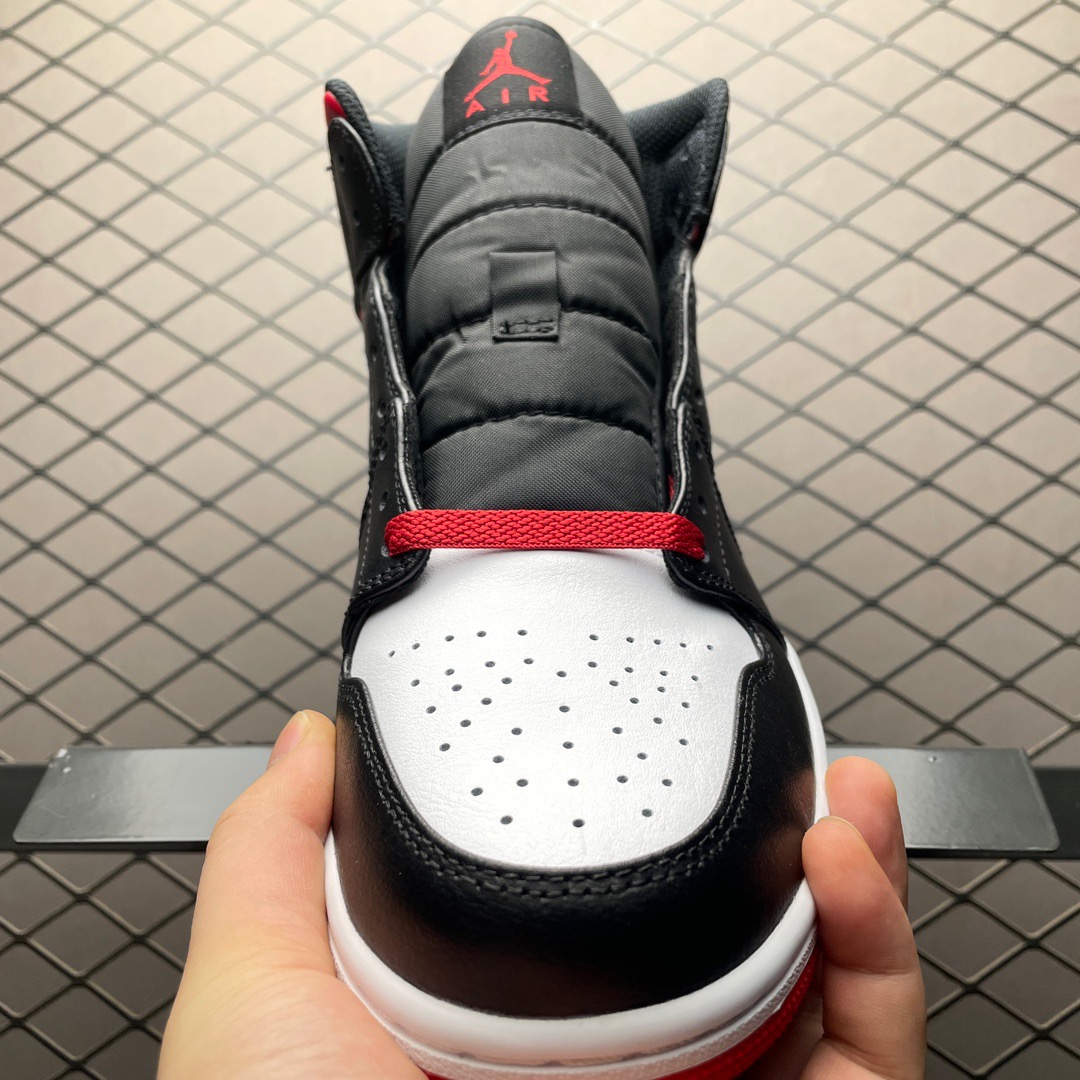 Jordan Air Jordan 1 Mid DQ8426-106 Sneakers Black/White/Red