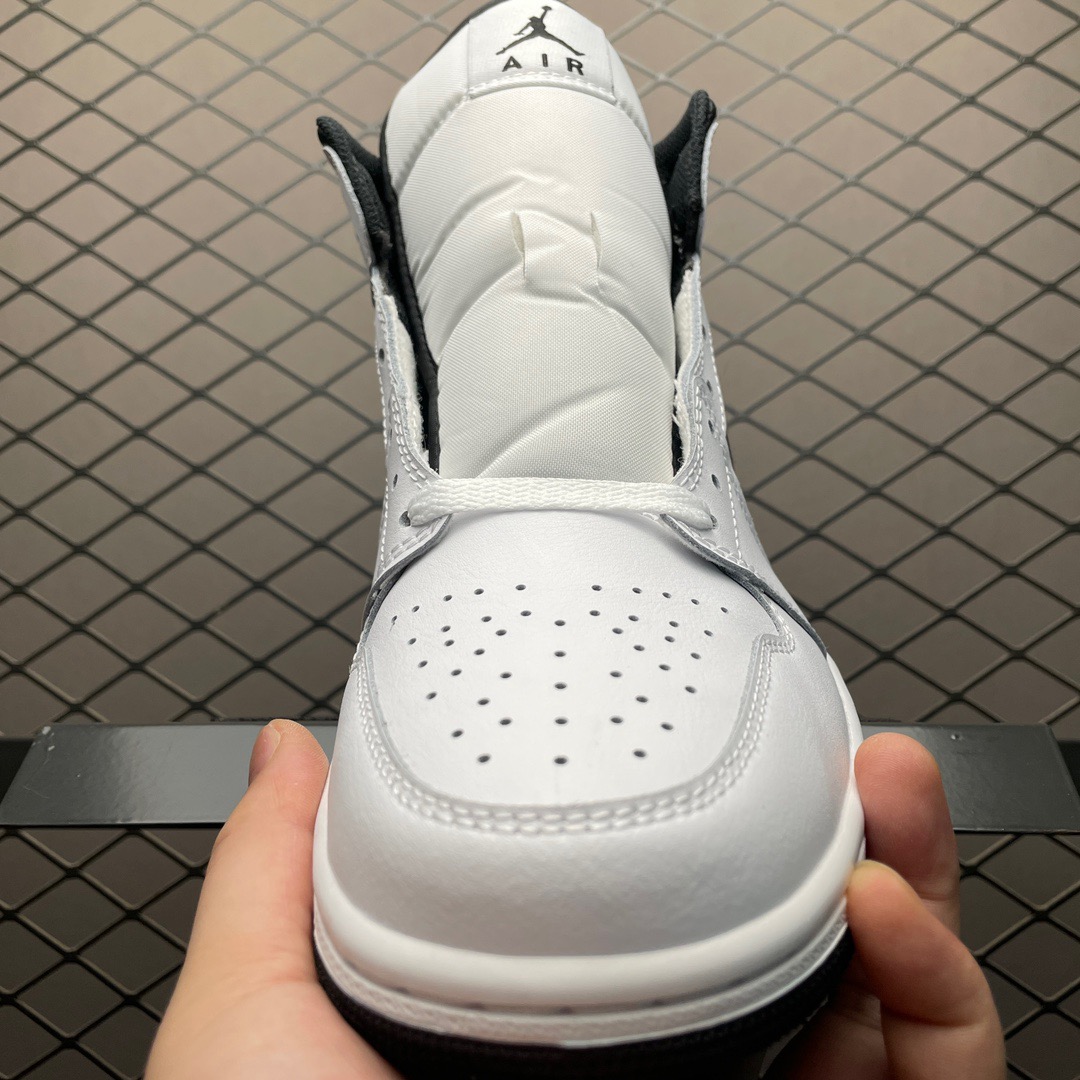 Jordan Air Jordan 1 Mid Leather Sneakers White/Black