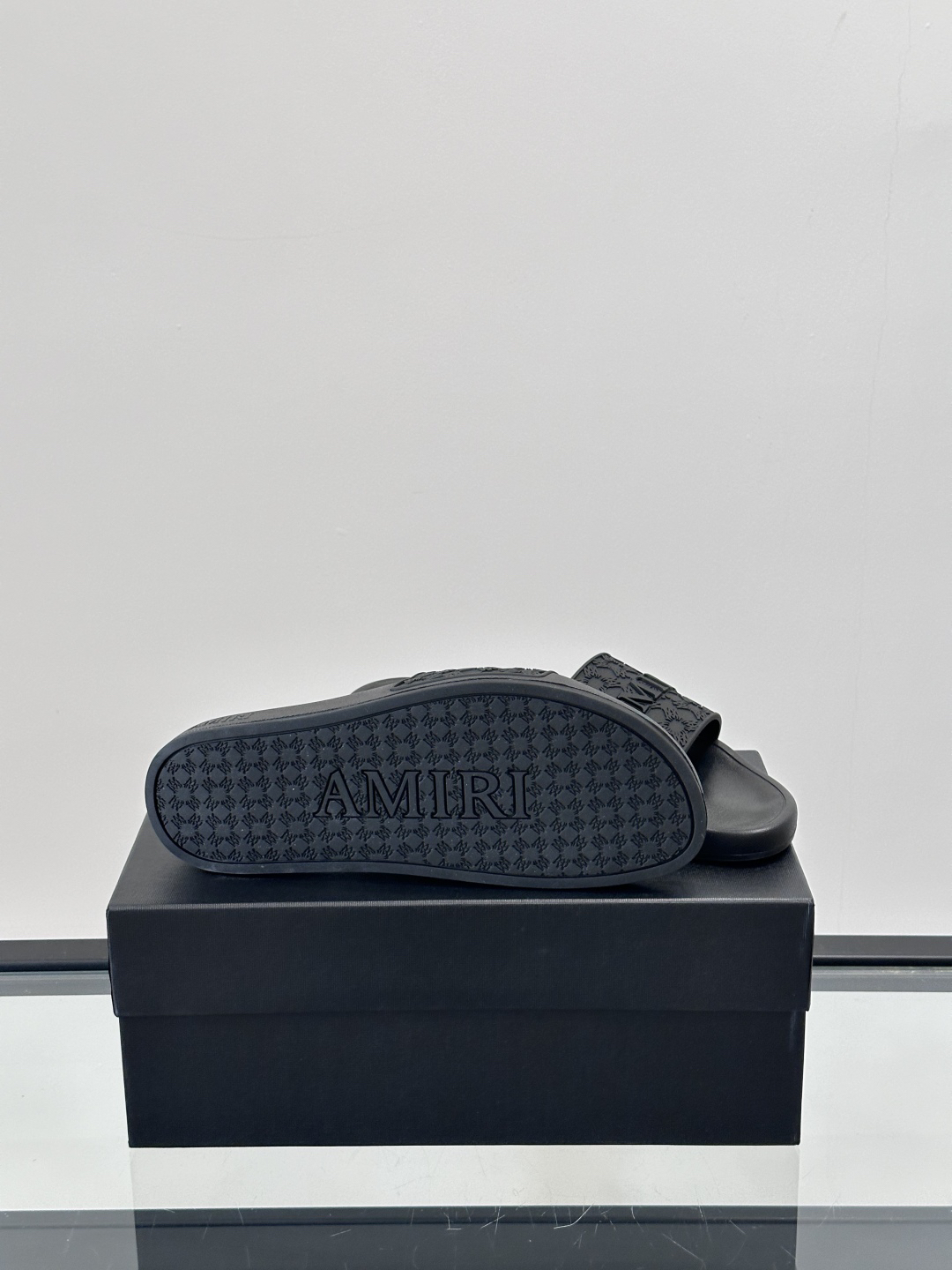 Amiri Embossed Logo Slide Sandals Black
