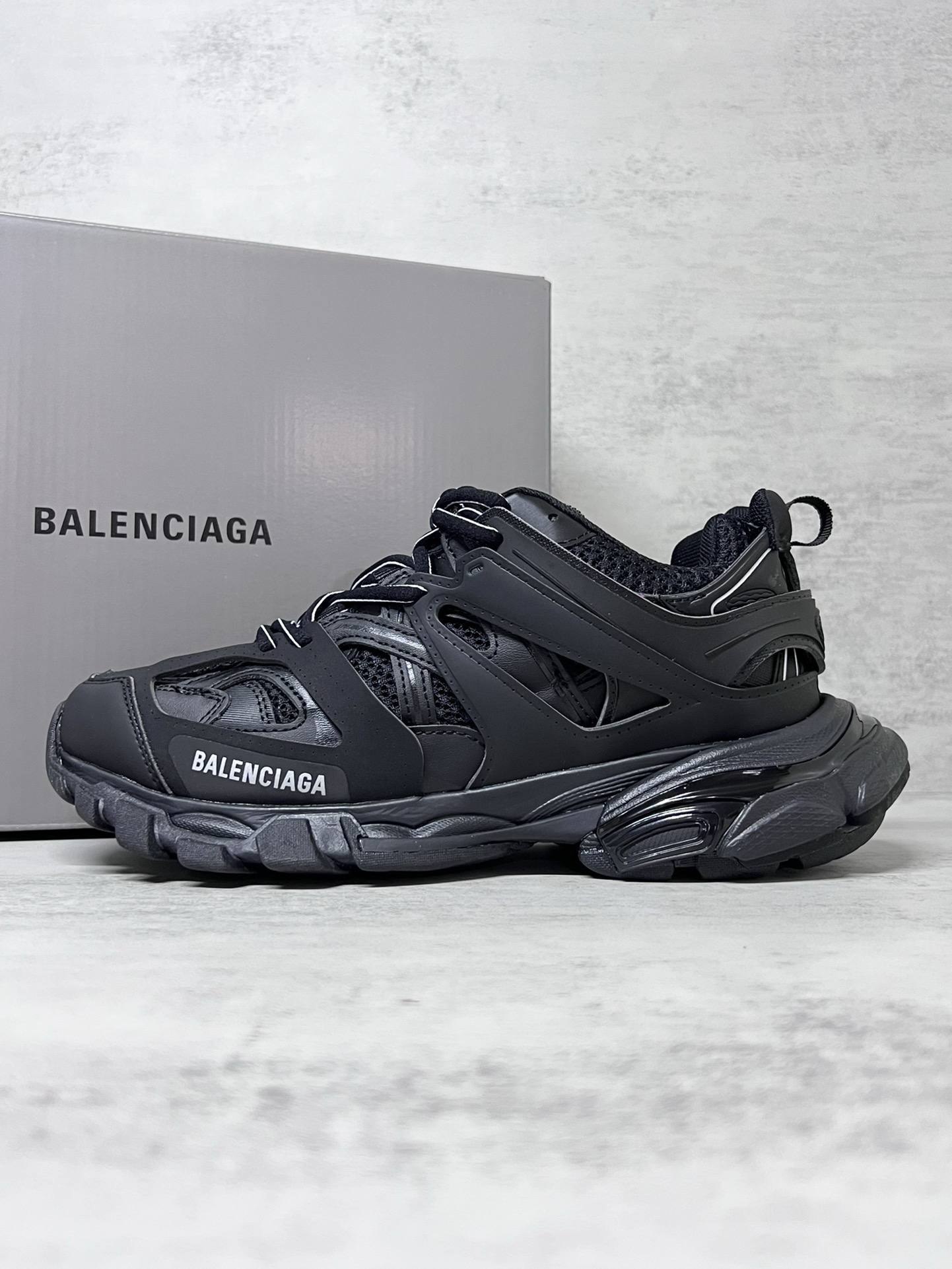 Balenciaga Track 3.0 Chunky Sneaker Black