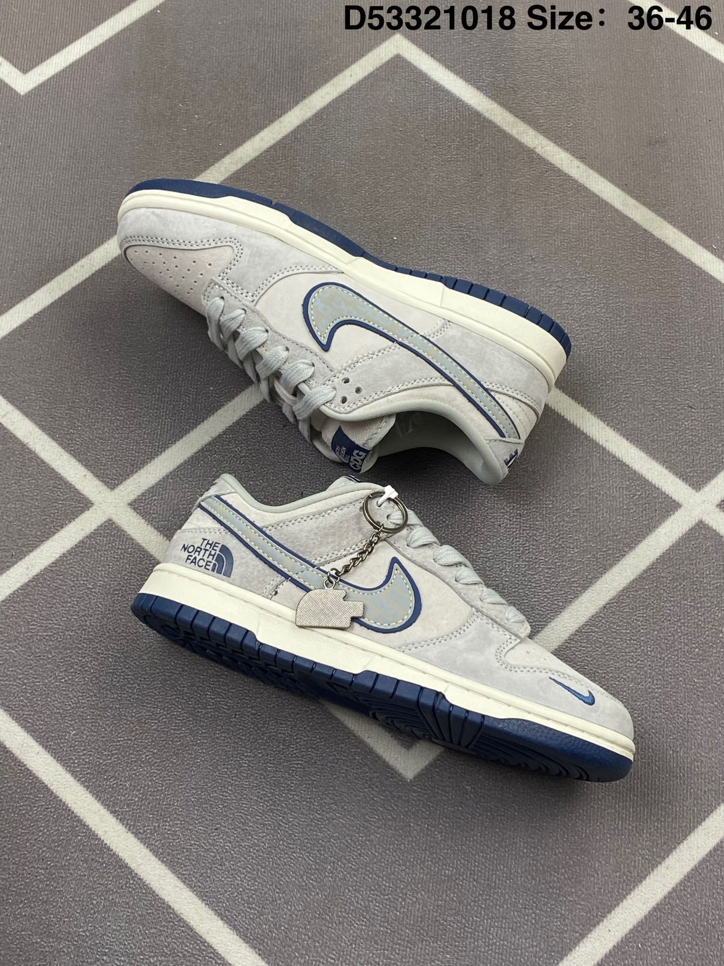 Nike Dunk Low SB Skate Shoes Grey Blue