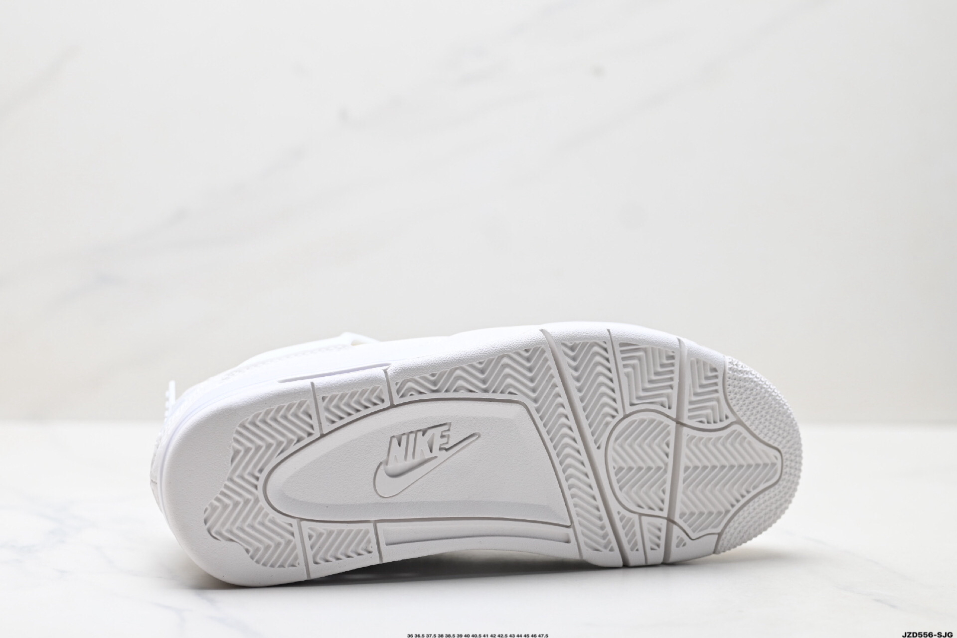 Nike Air Jordan 4 Retro Mid Top Sneakers White