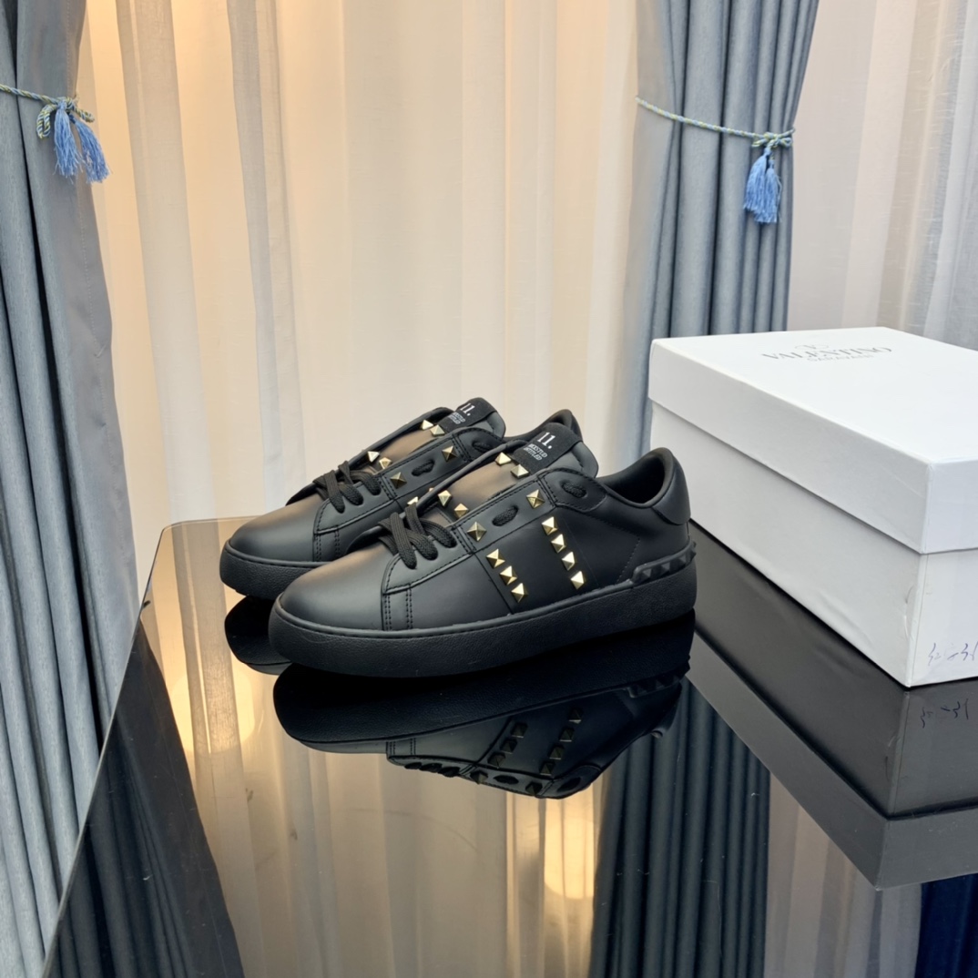 Valentino Studded Low-Top Sneakers Black