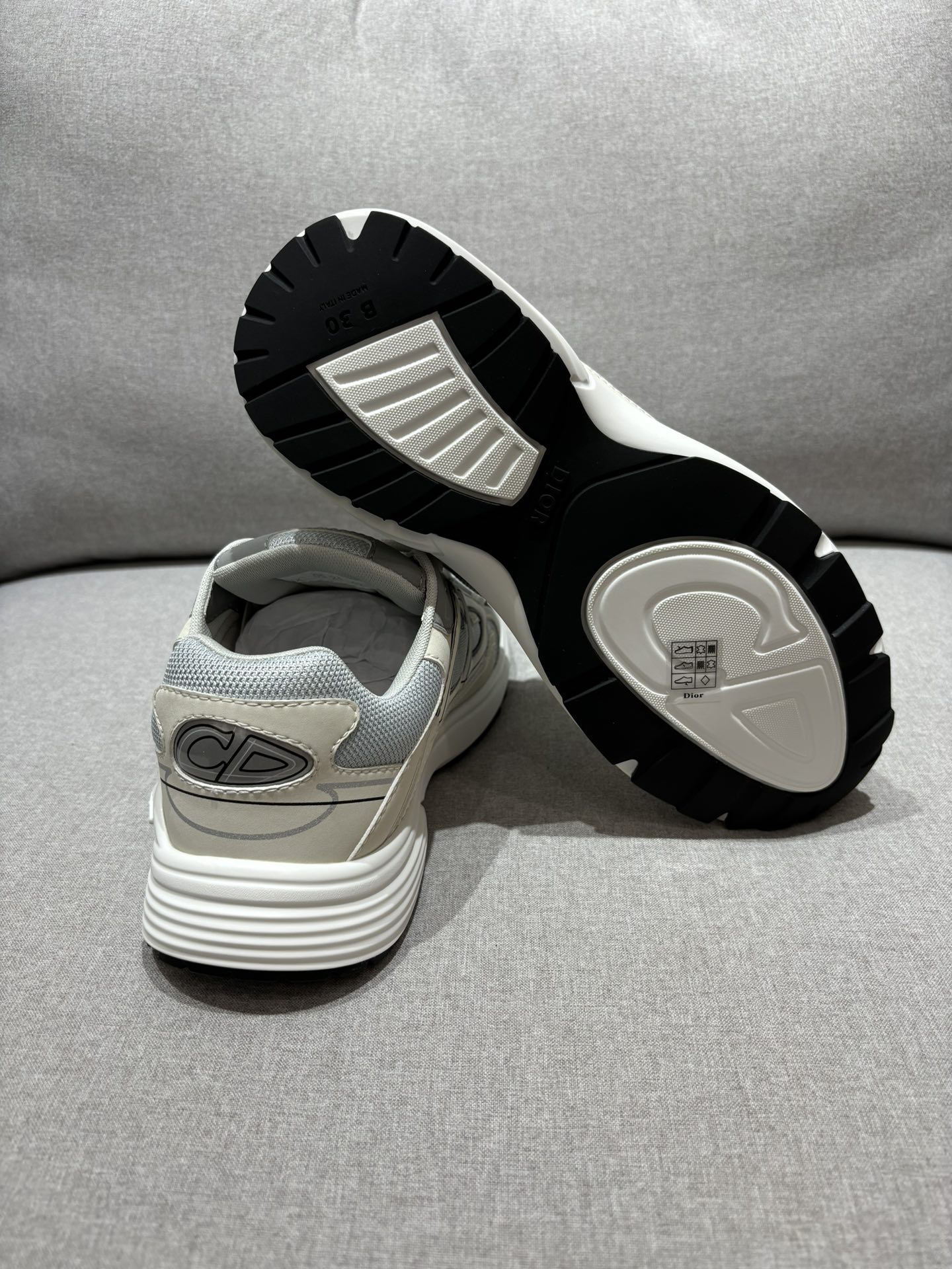 Dior B30 Reflective Runner Grey