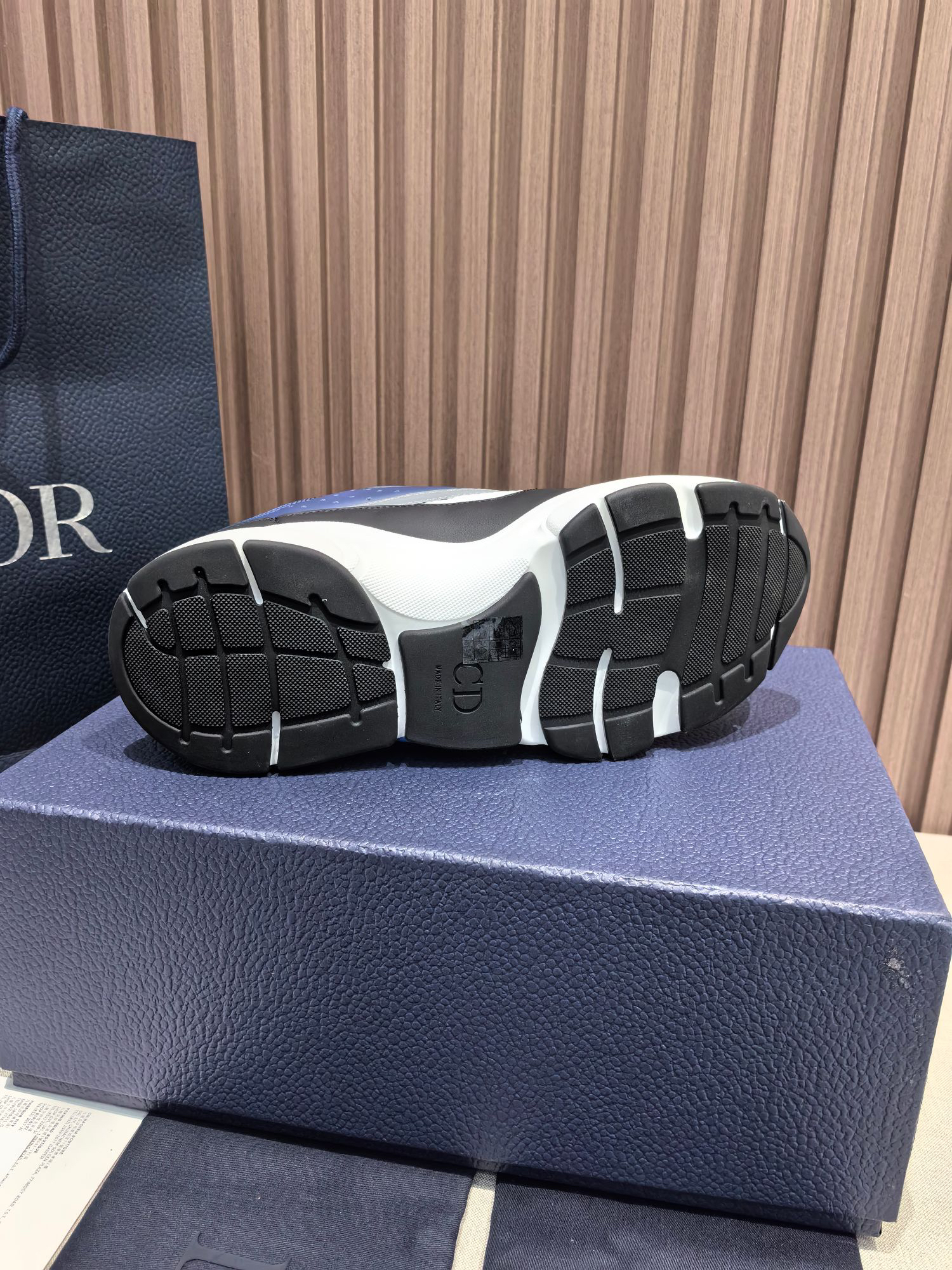 Dior B22 Low-Top Chunky Sneakers Blue