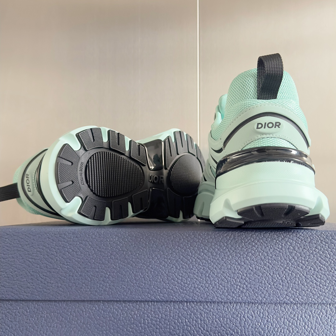 Dior B44 Blade Chunky Sneakers Mint