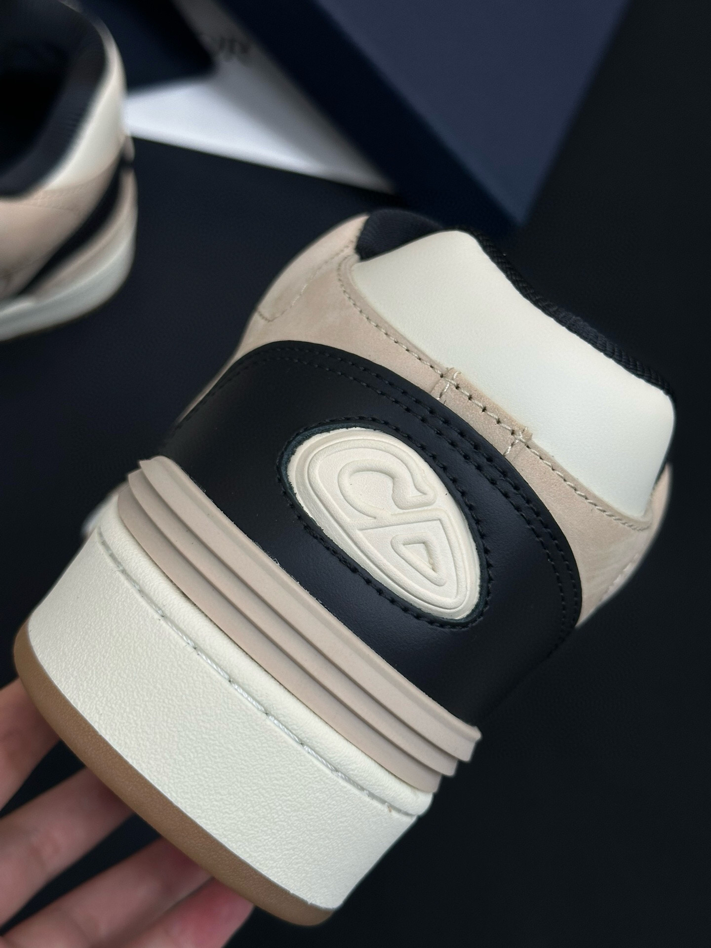 Dior B57 Low-Top Sneakers White Grey Black