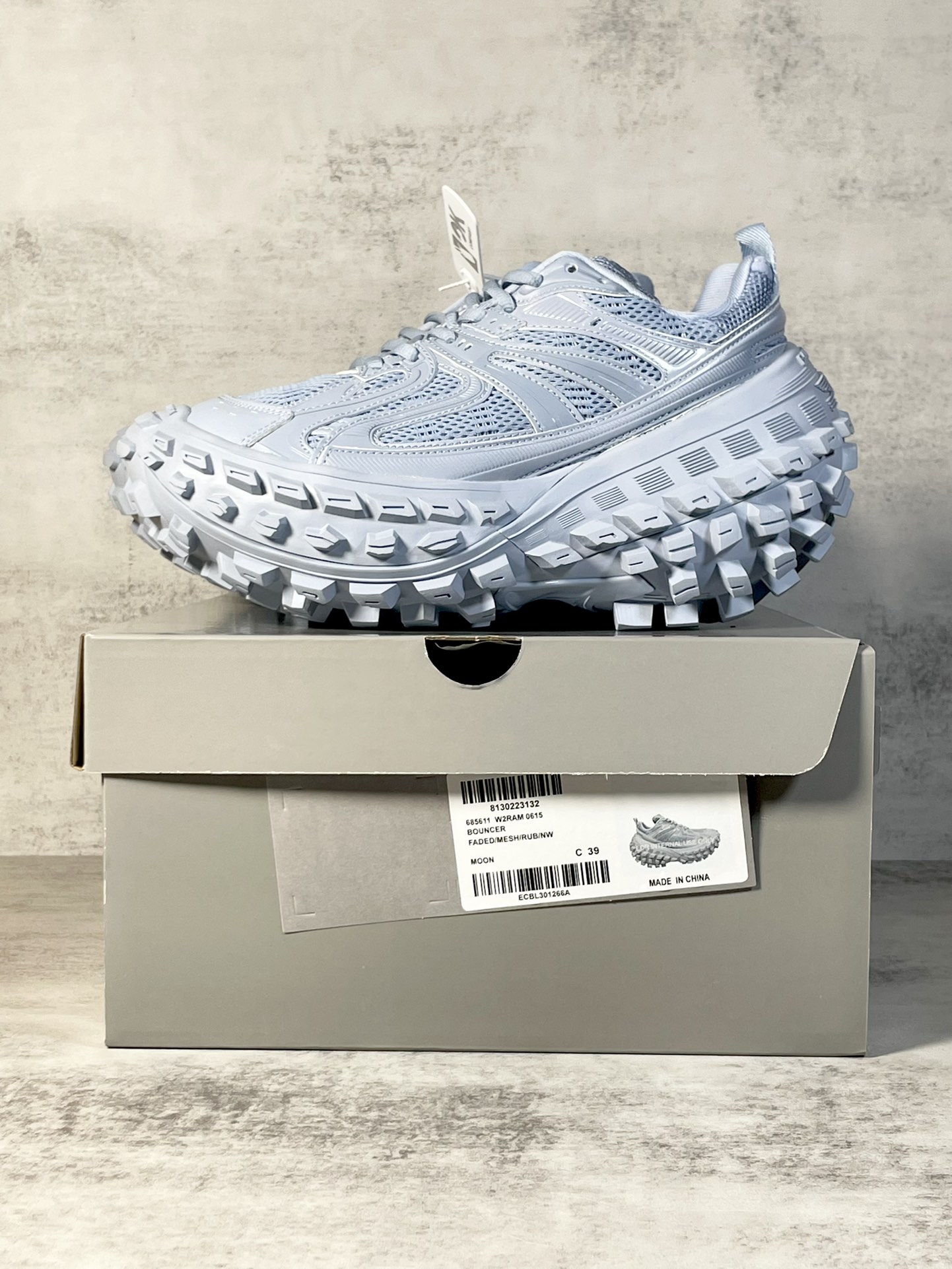 Balenciaga Defender Platform Sneakers Grey
