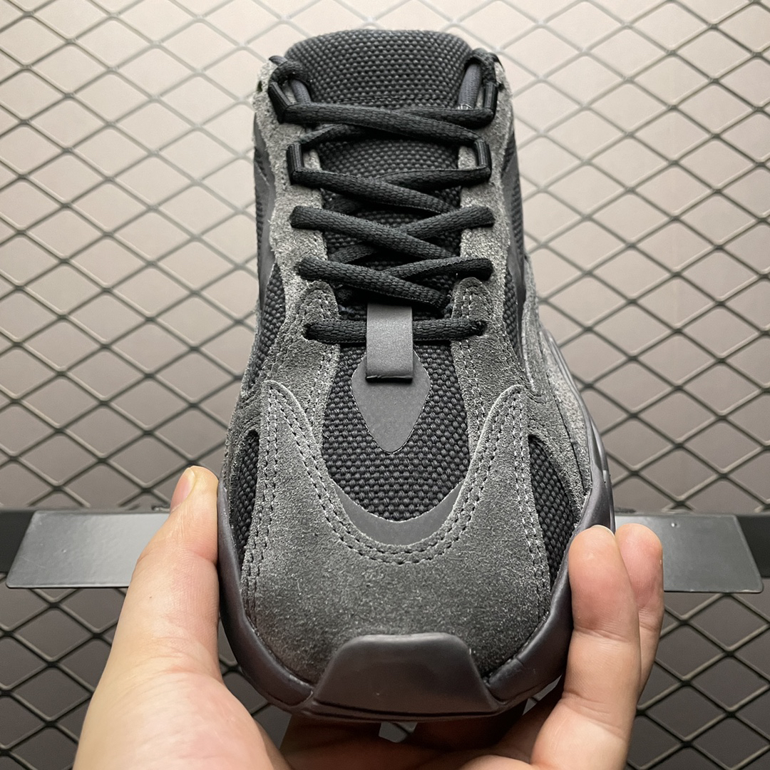 Adidas Yeezy Boost 700 V2 Vanta Black Sneakers