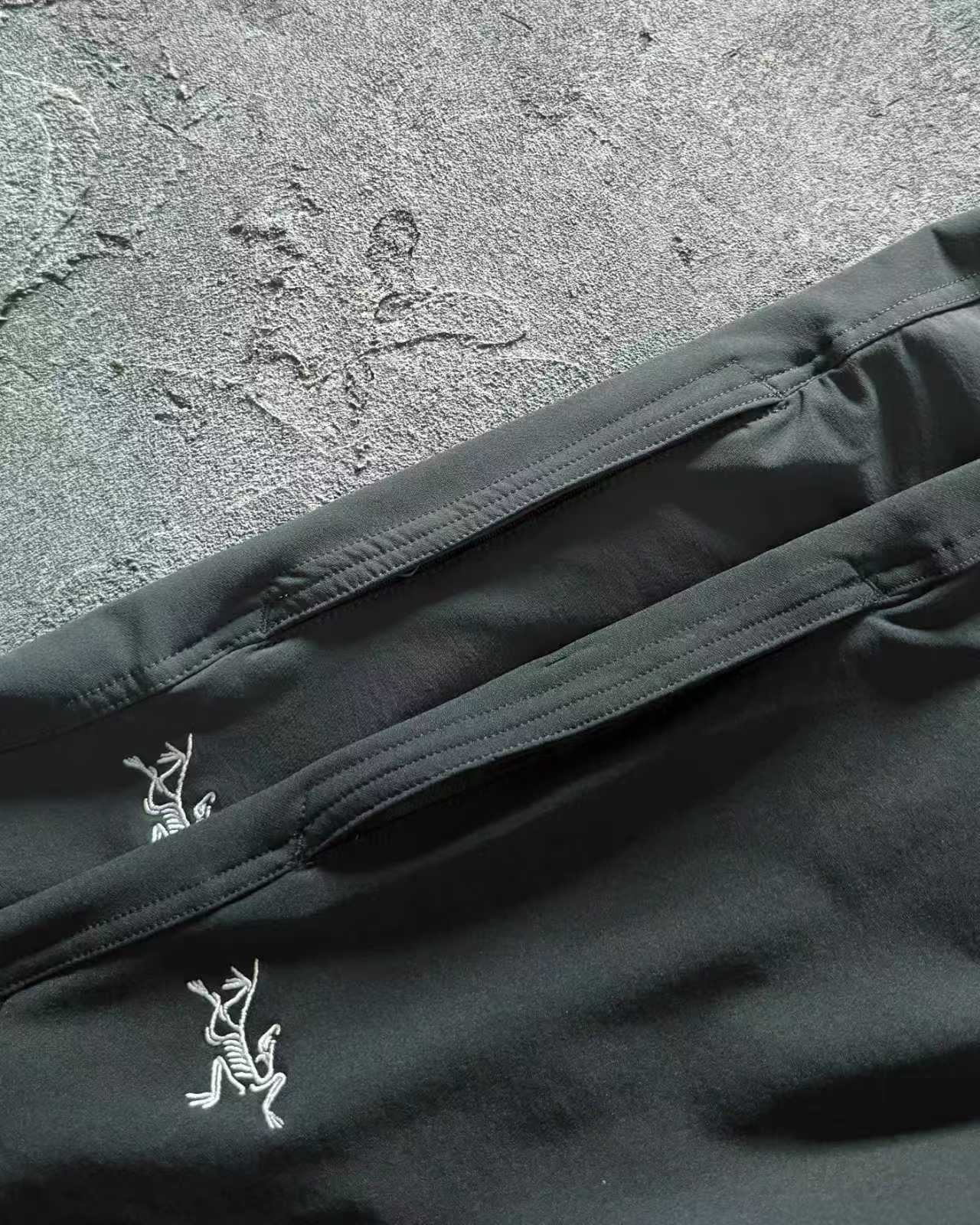 Arc'teryx Cotton AR Softshell Pants Black