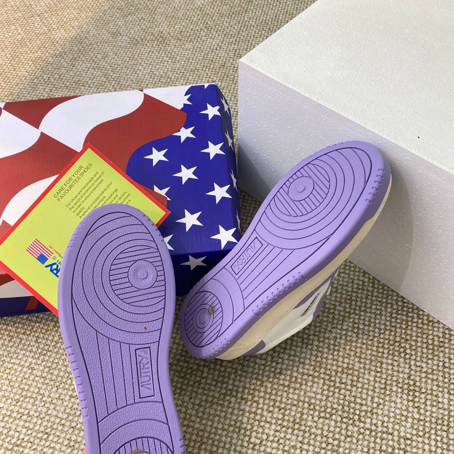 Autry Medalist Leather Sneakers Purple