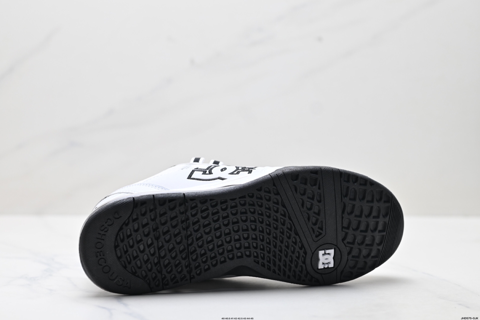 DC Shoes Versatile Air Low Sneakers White/Black