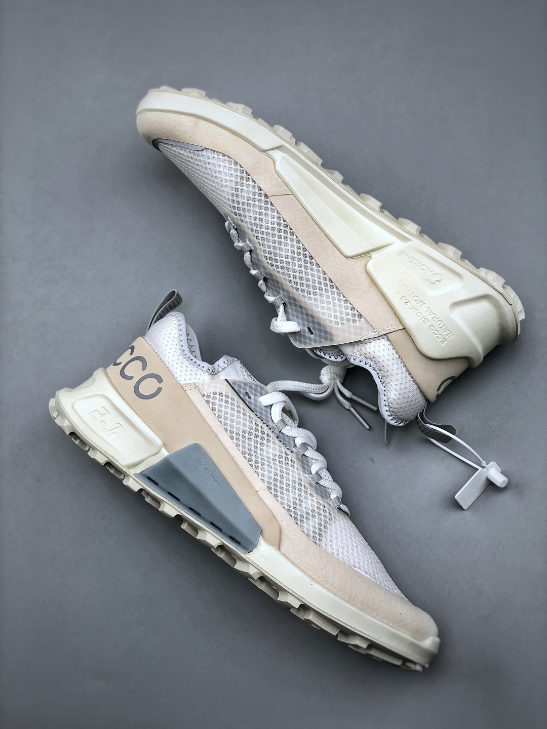 ECCO BIOM C25 Running Shoes White/Beige