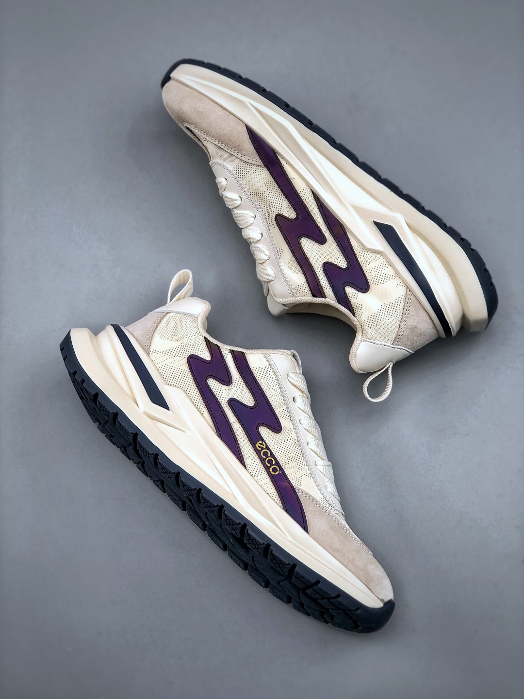 ECCO Lightweight Running Sneakers Beige