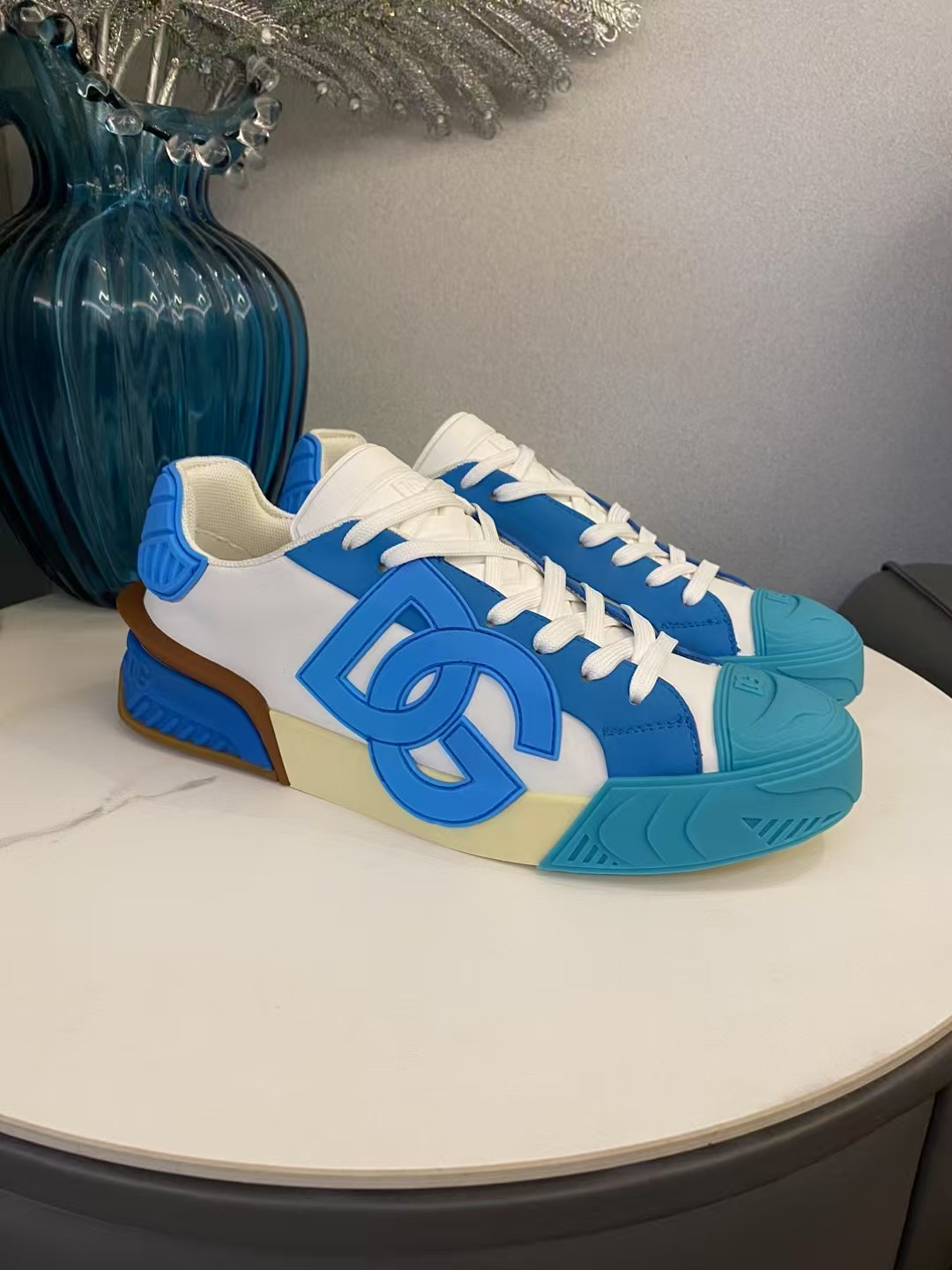 Dolce & Gabbana DG Low-Top Sneakers Blue/White