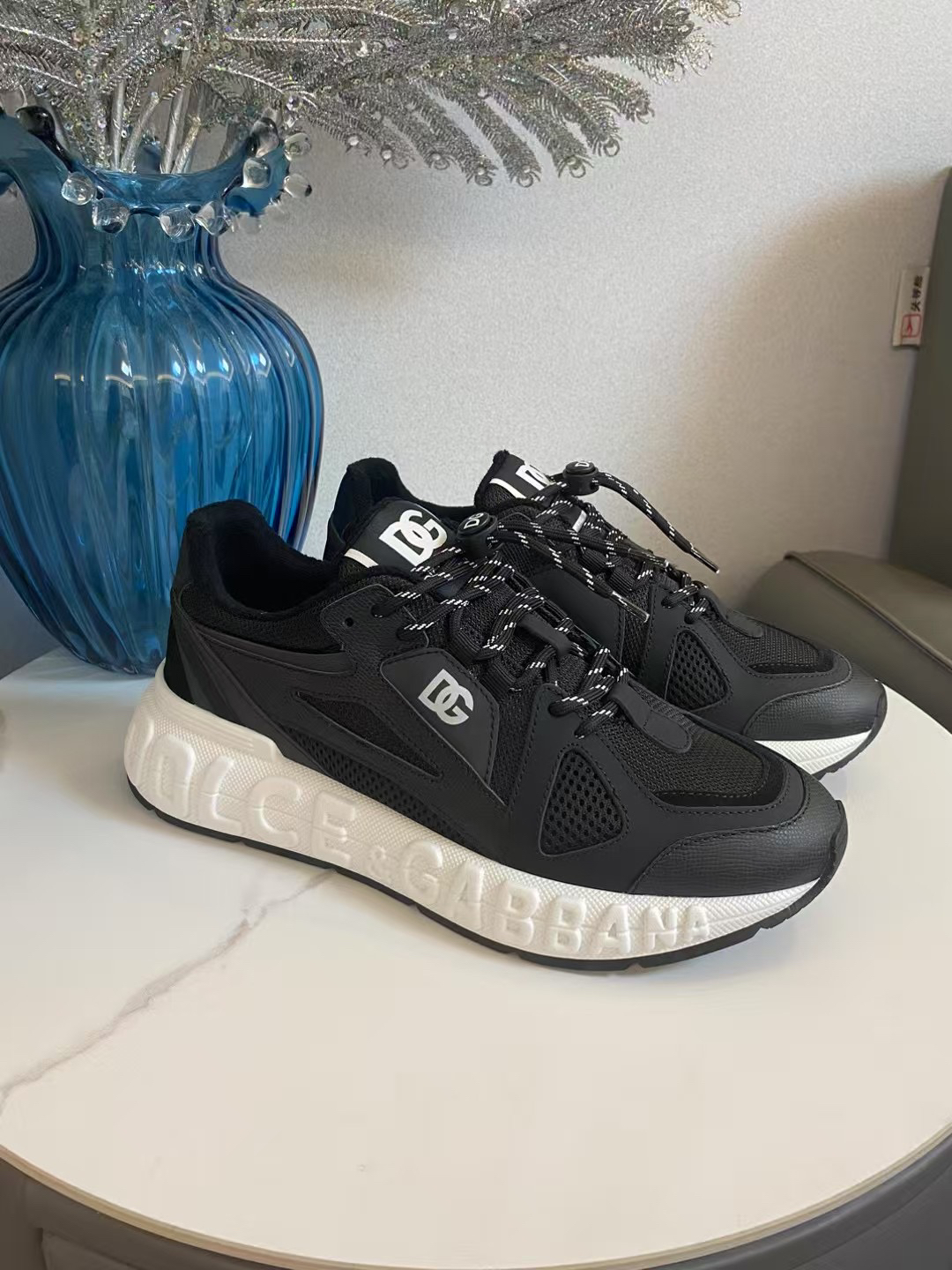 Dolce & Gabbana DG Logo Sneakers Black