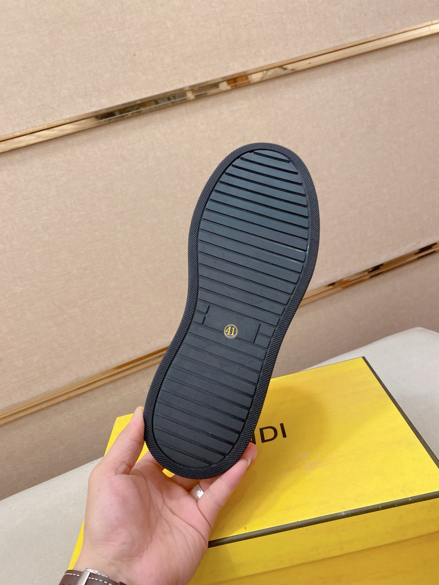Fendi FF Logo Low-Top Sneakers Black