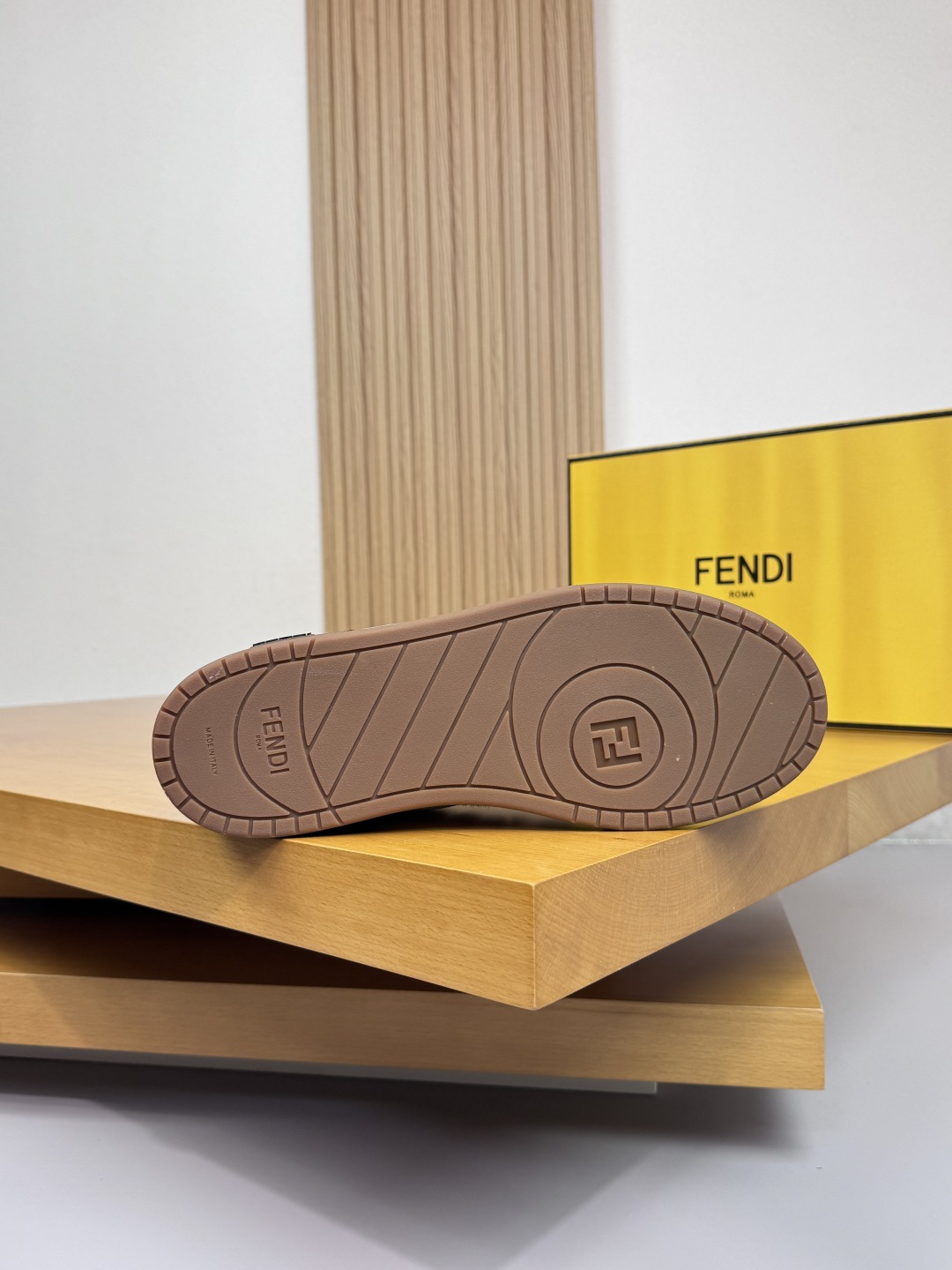 Fendi Leopard Haircalf Sneakers Multicolor