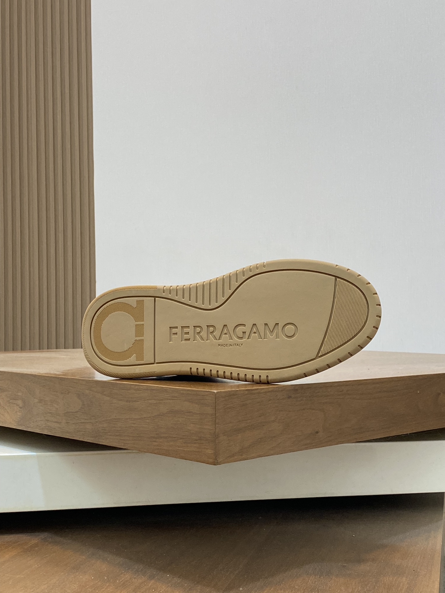 Ferragamo Nappa Leather Low Sneakers Green/Black/White