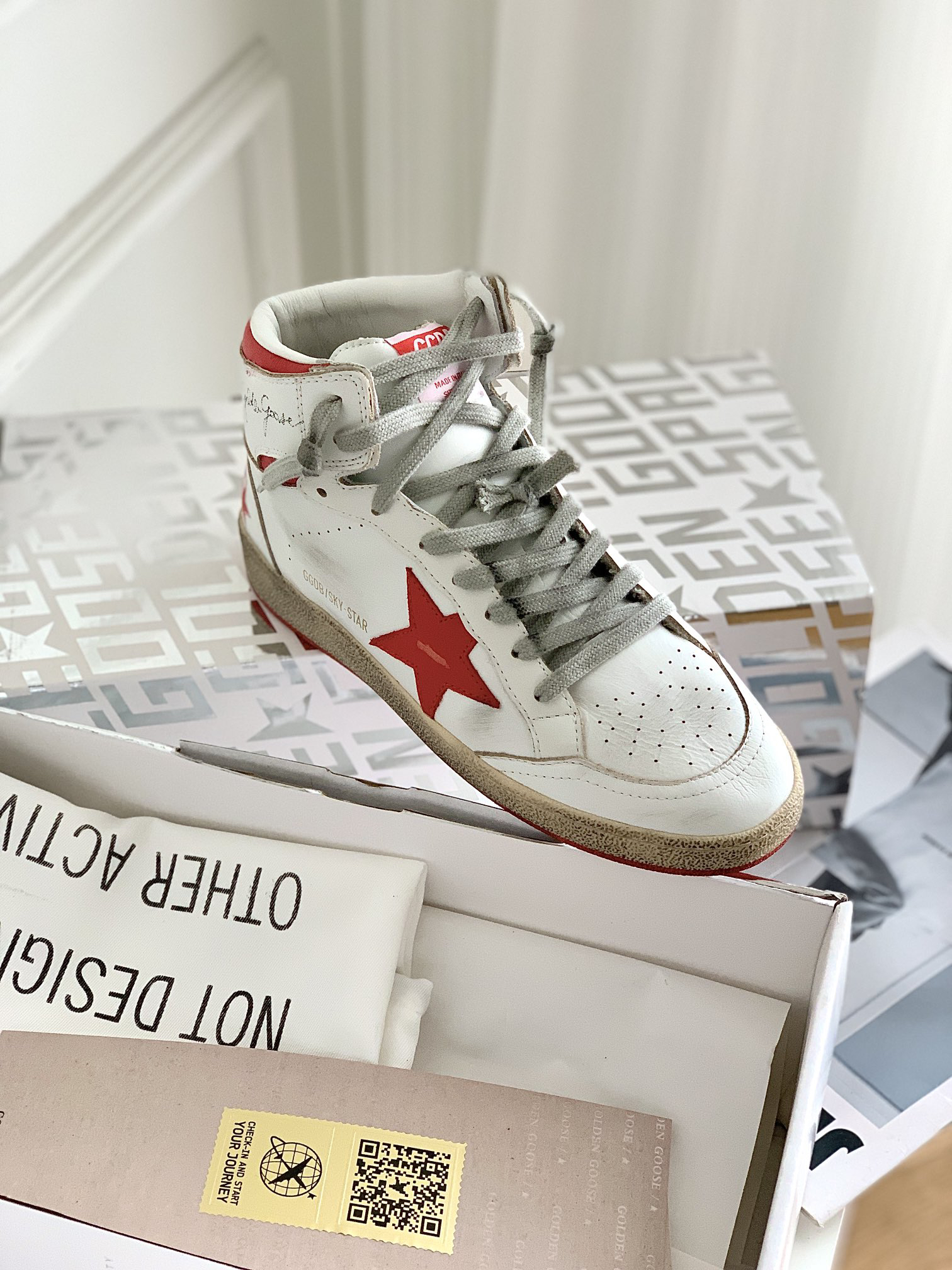 Golden Goose SKY-STAR High-Top Sneakers Red