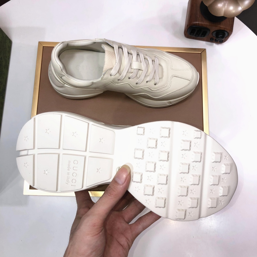 Gucci Dad Sneakers Thick Sole Beige