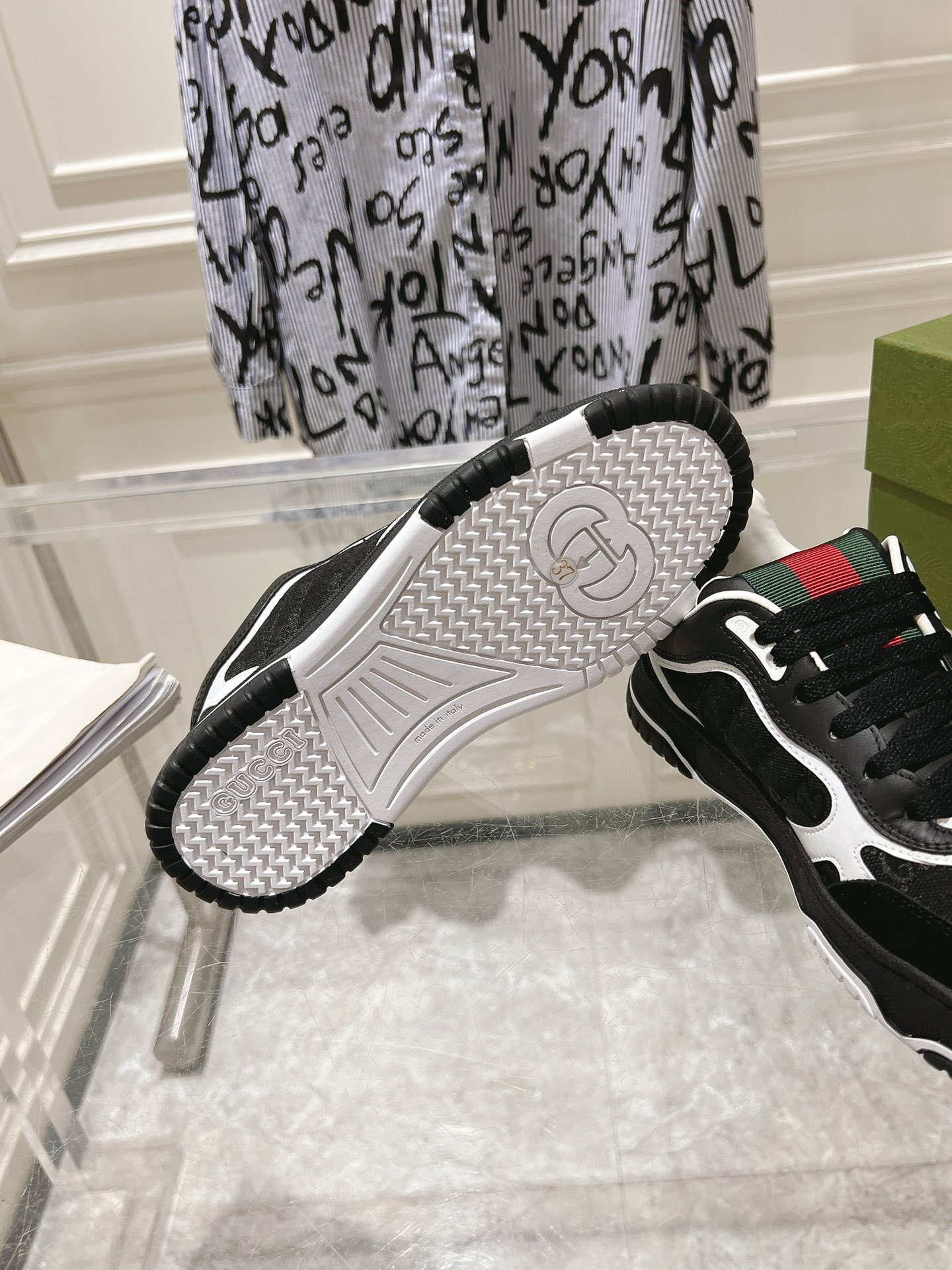 Gucci Vintage GG Low-Top Sneakers Black