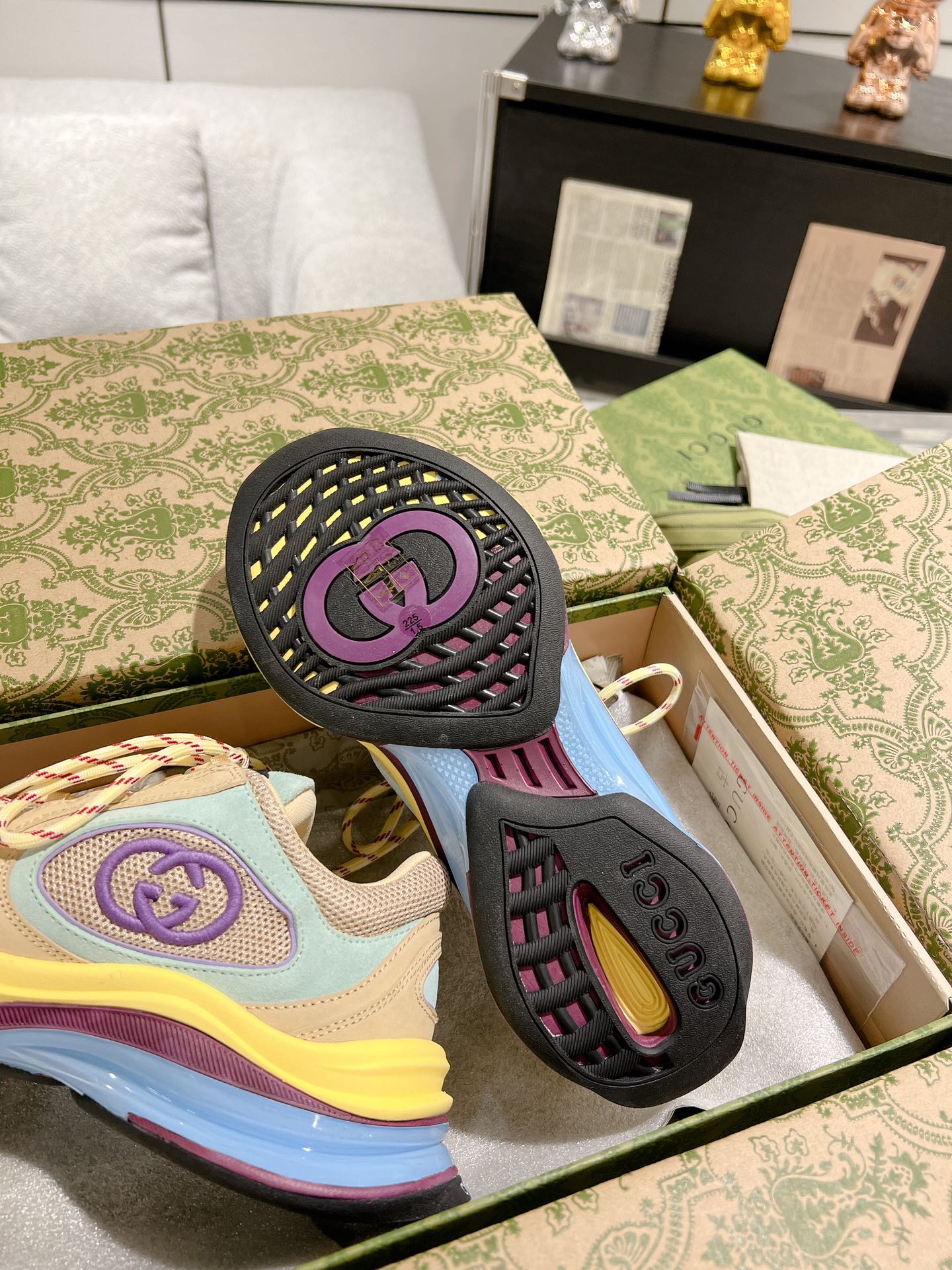 Gucci Run Chunky Sneakers Multicolor