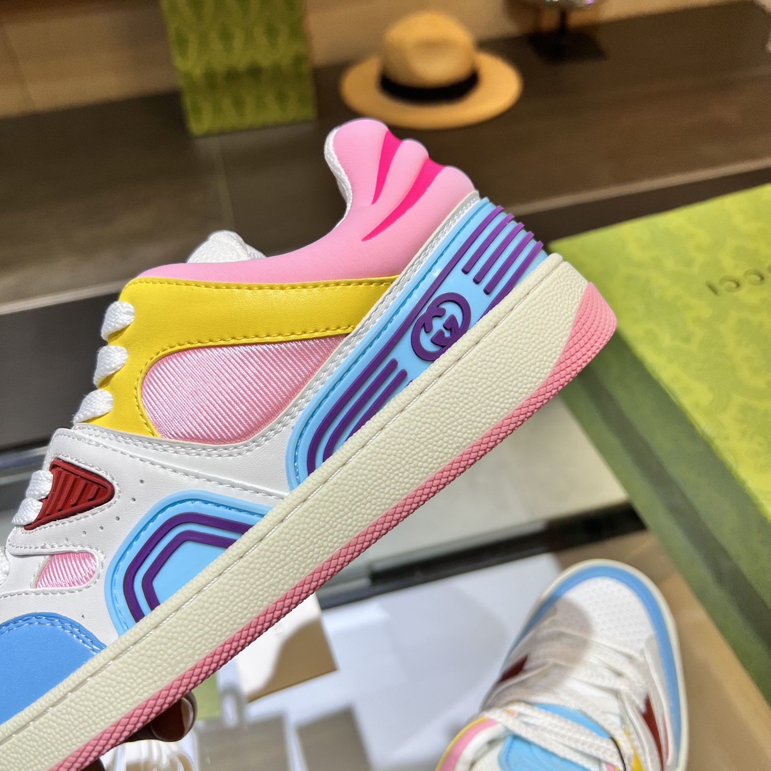Gucci Low-Top Sneakers Multicolor