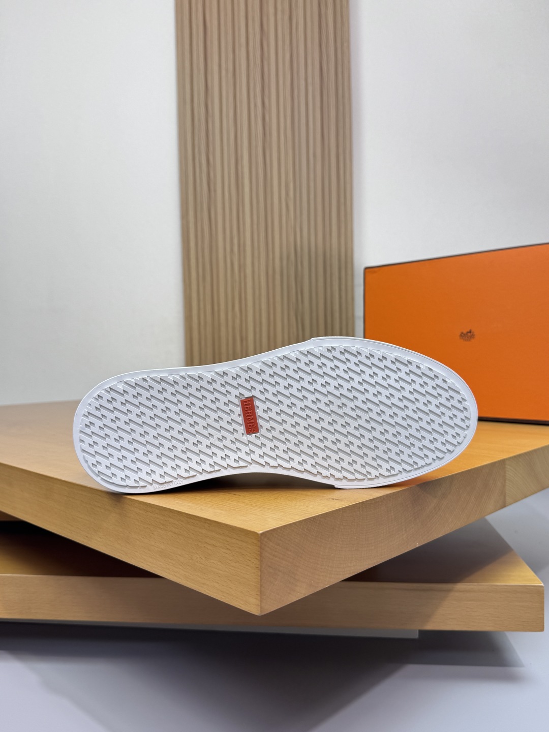 Hermes Leather Buckle Sneakers White/Pink
